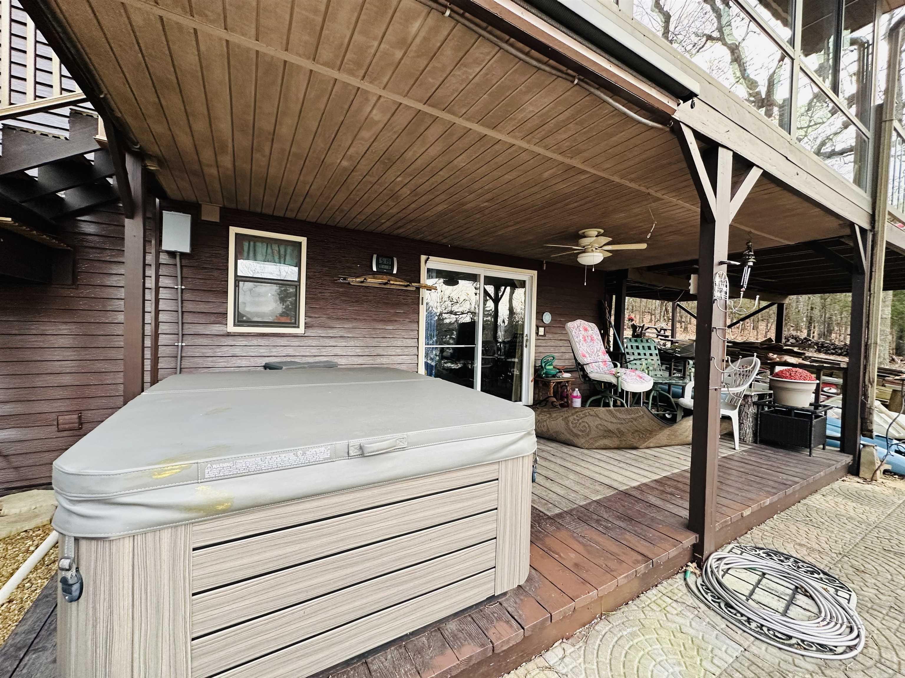 1535  MC 142  Oakland, AR