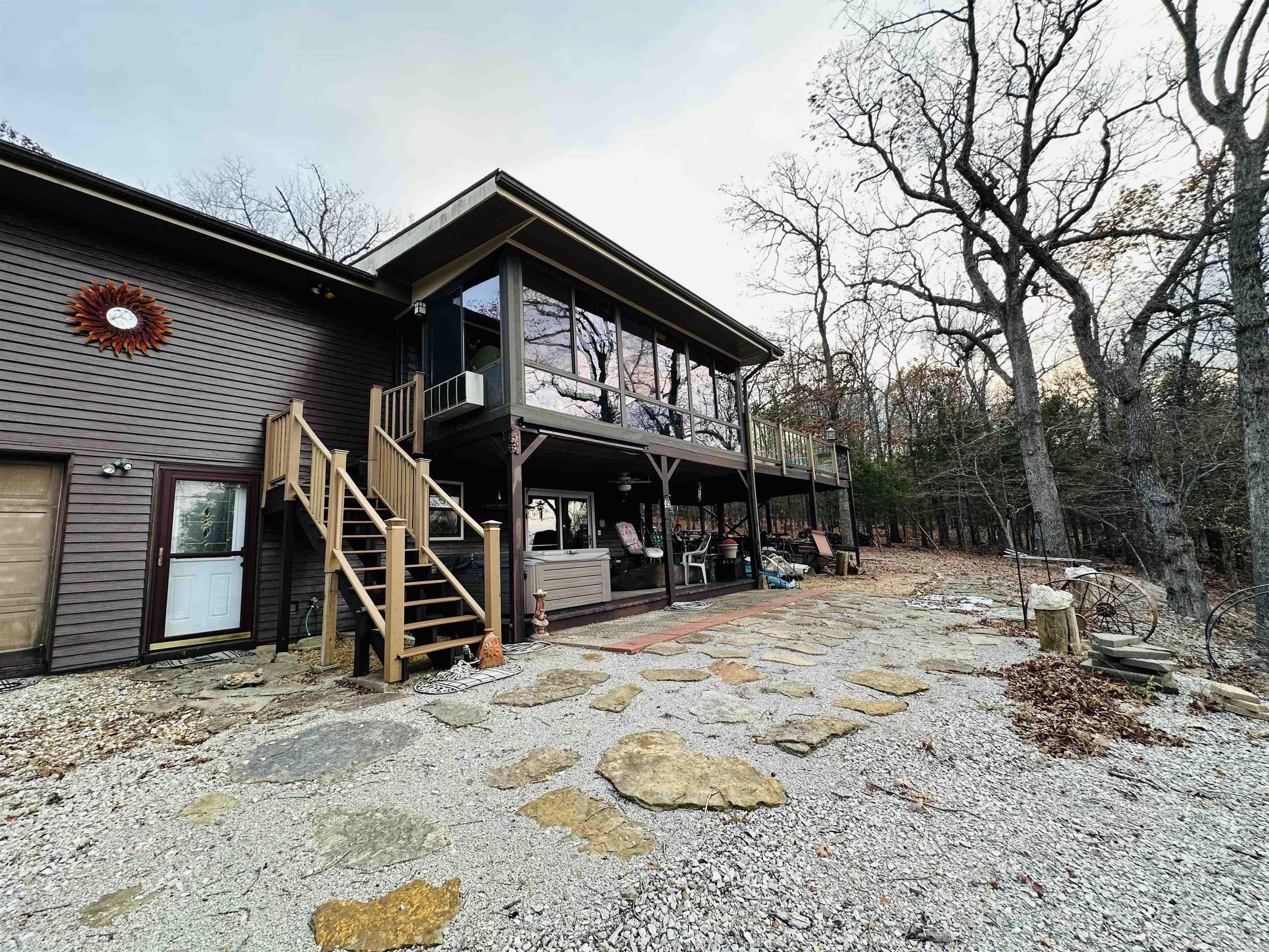 1535  MC 142  Oakland, AR