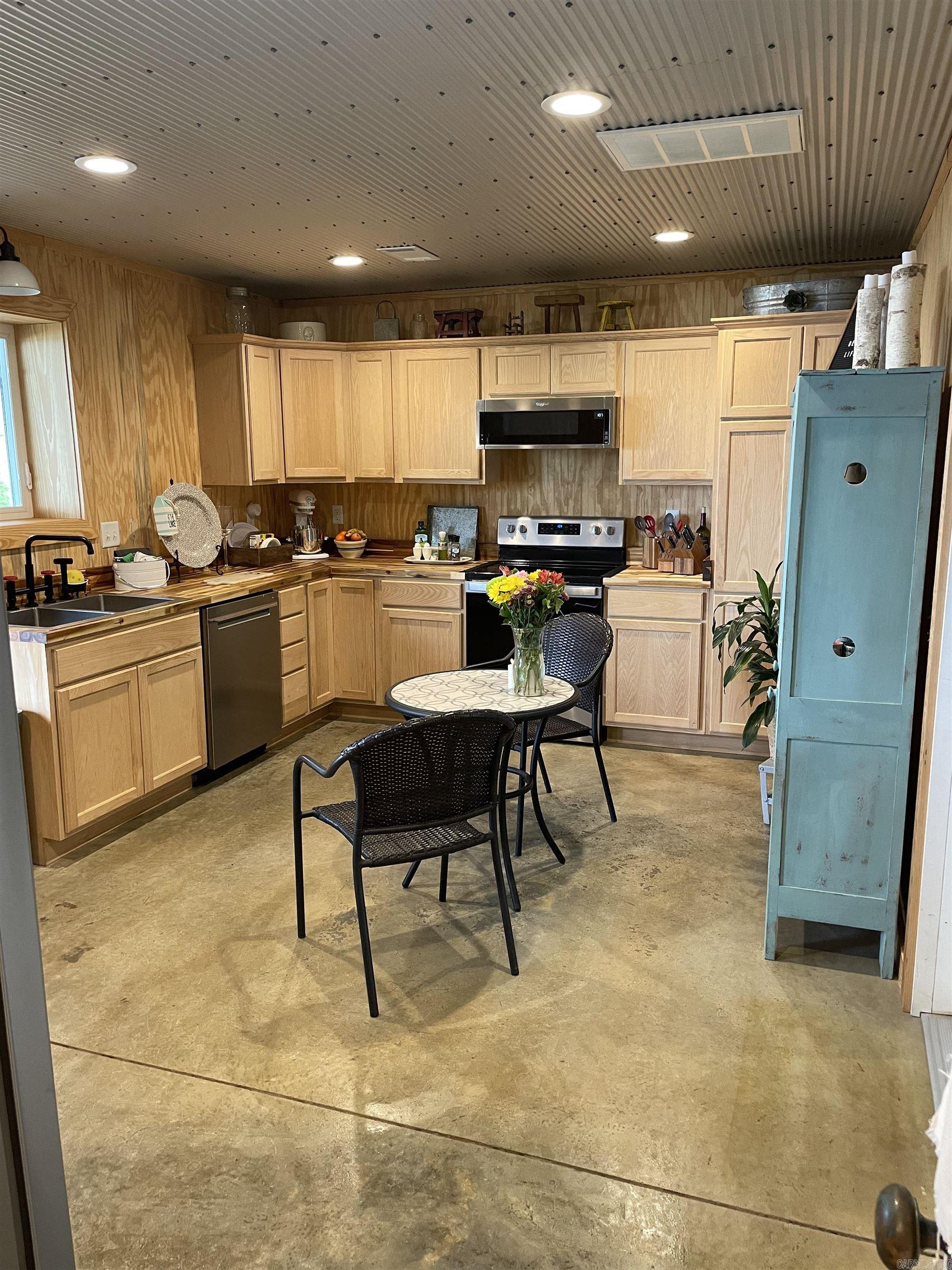 630  Cliffview  Quitman, AR