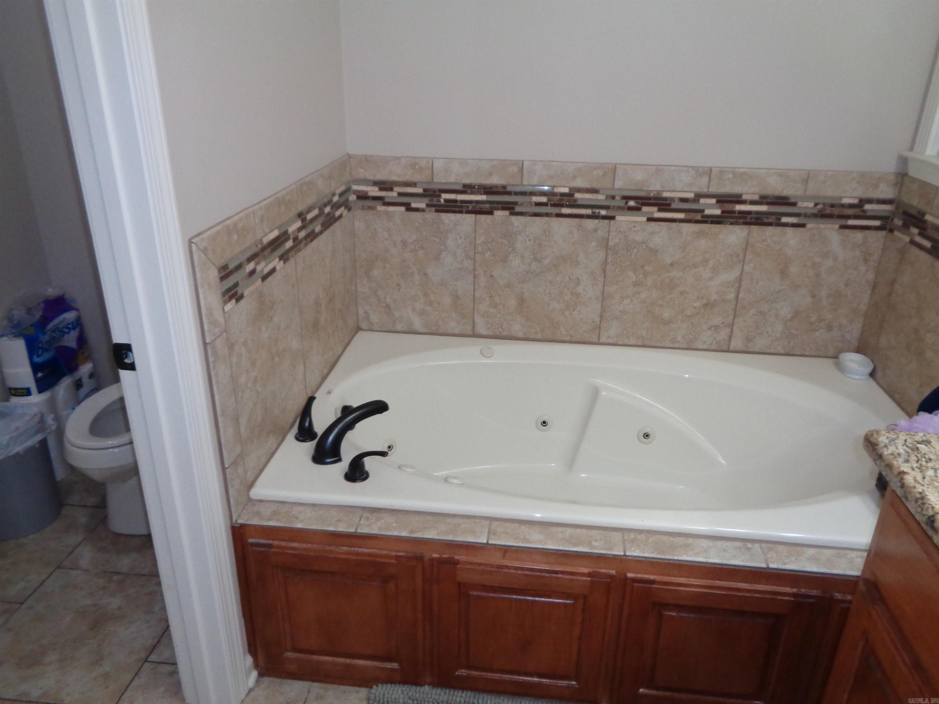 21  Sanibel  Little Rock, AR