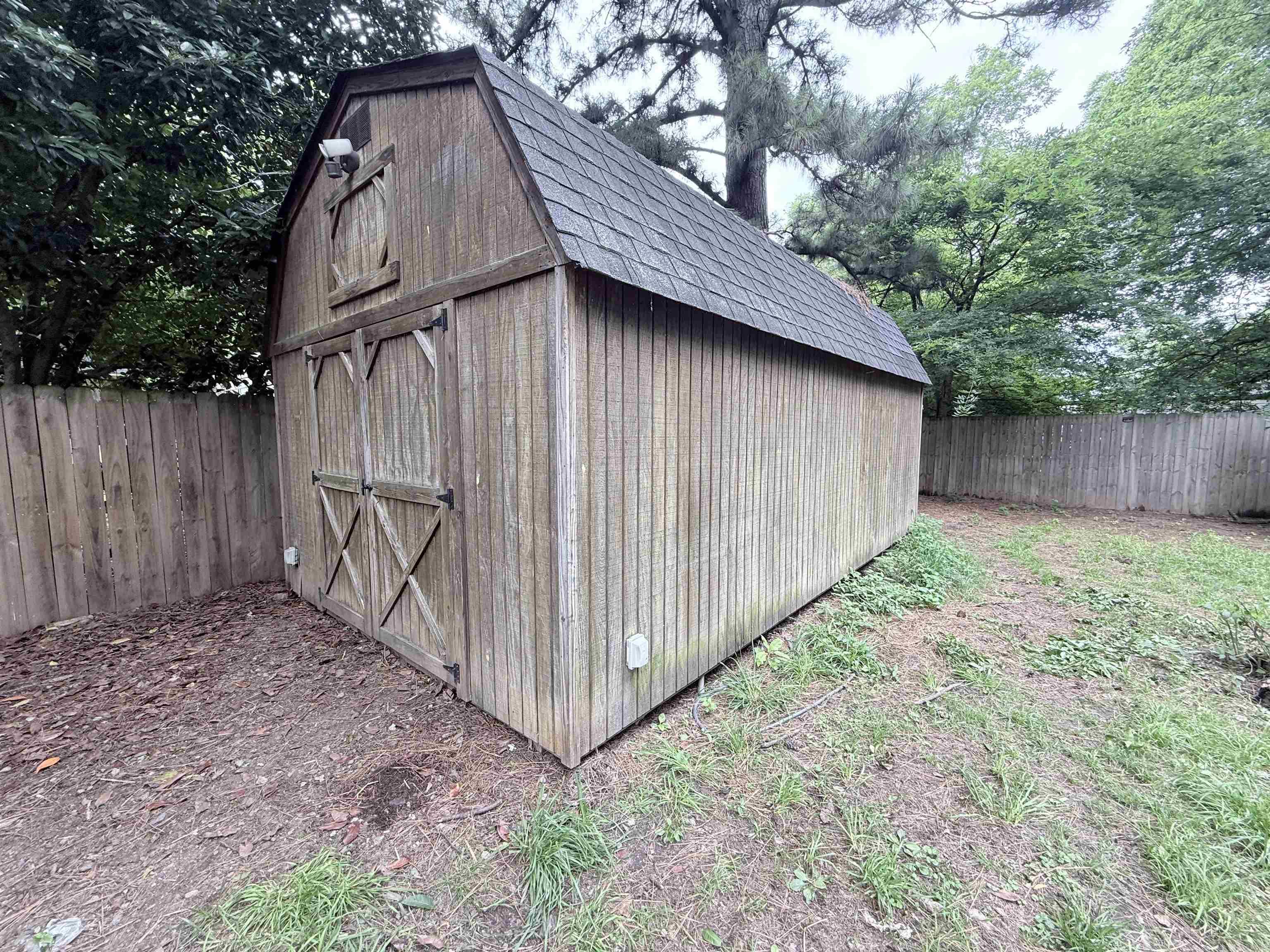 809  Morris  England, AR