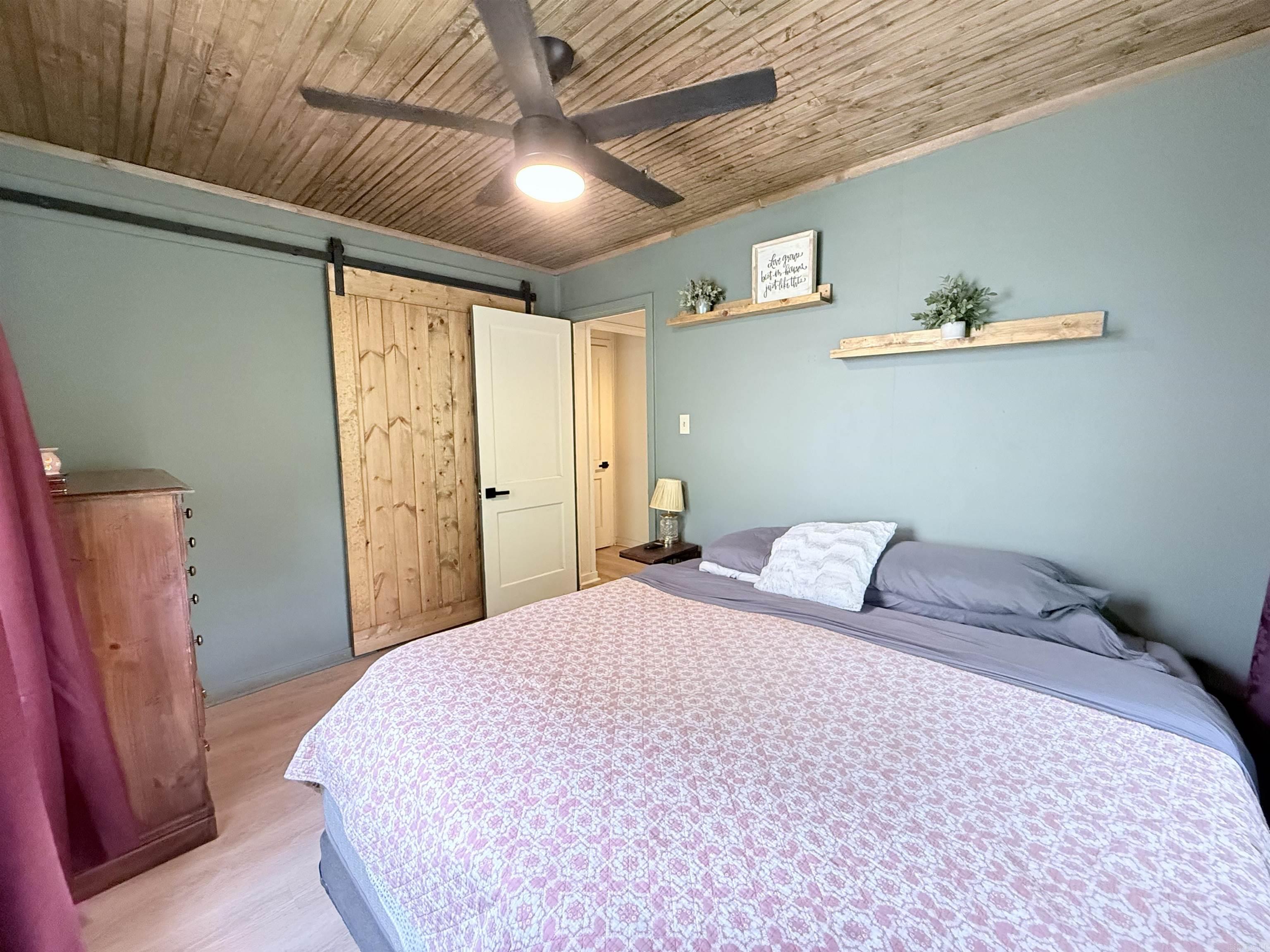 809  Morris  England, AR
