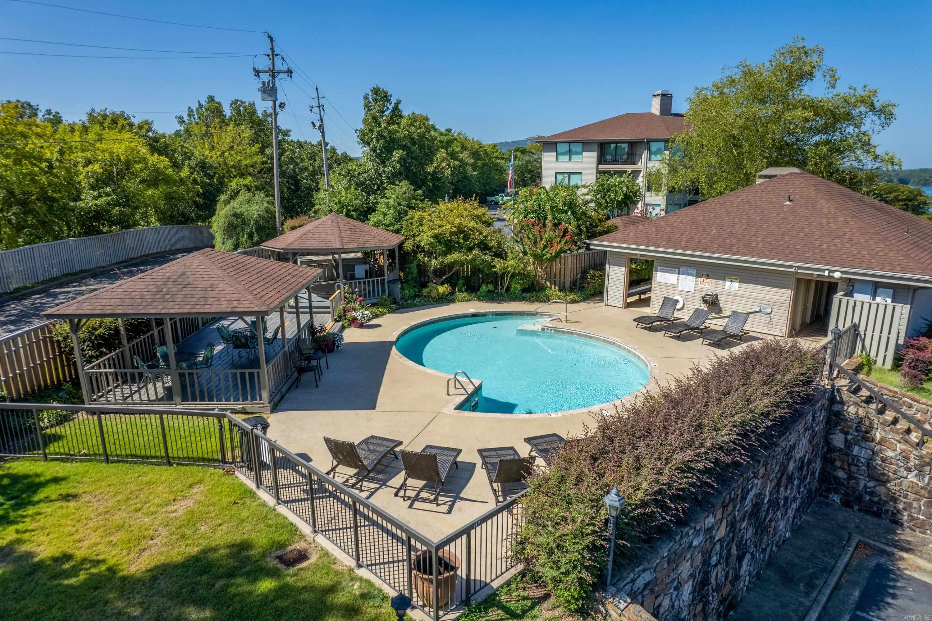 101  Long Island  Hot Springs, AR