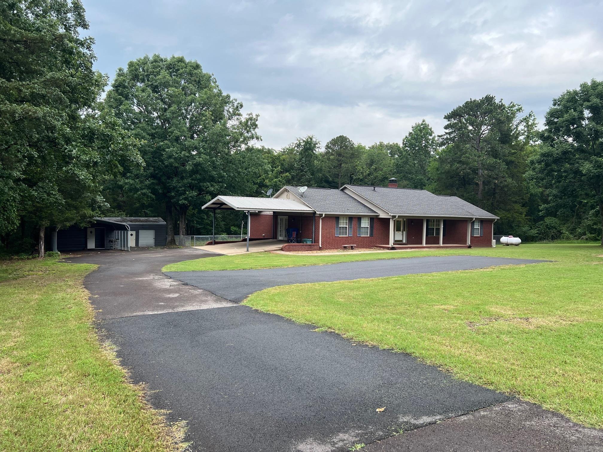781  Quail Ridge  Dover, AR