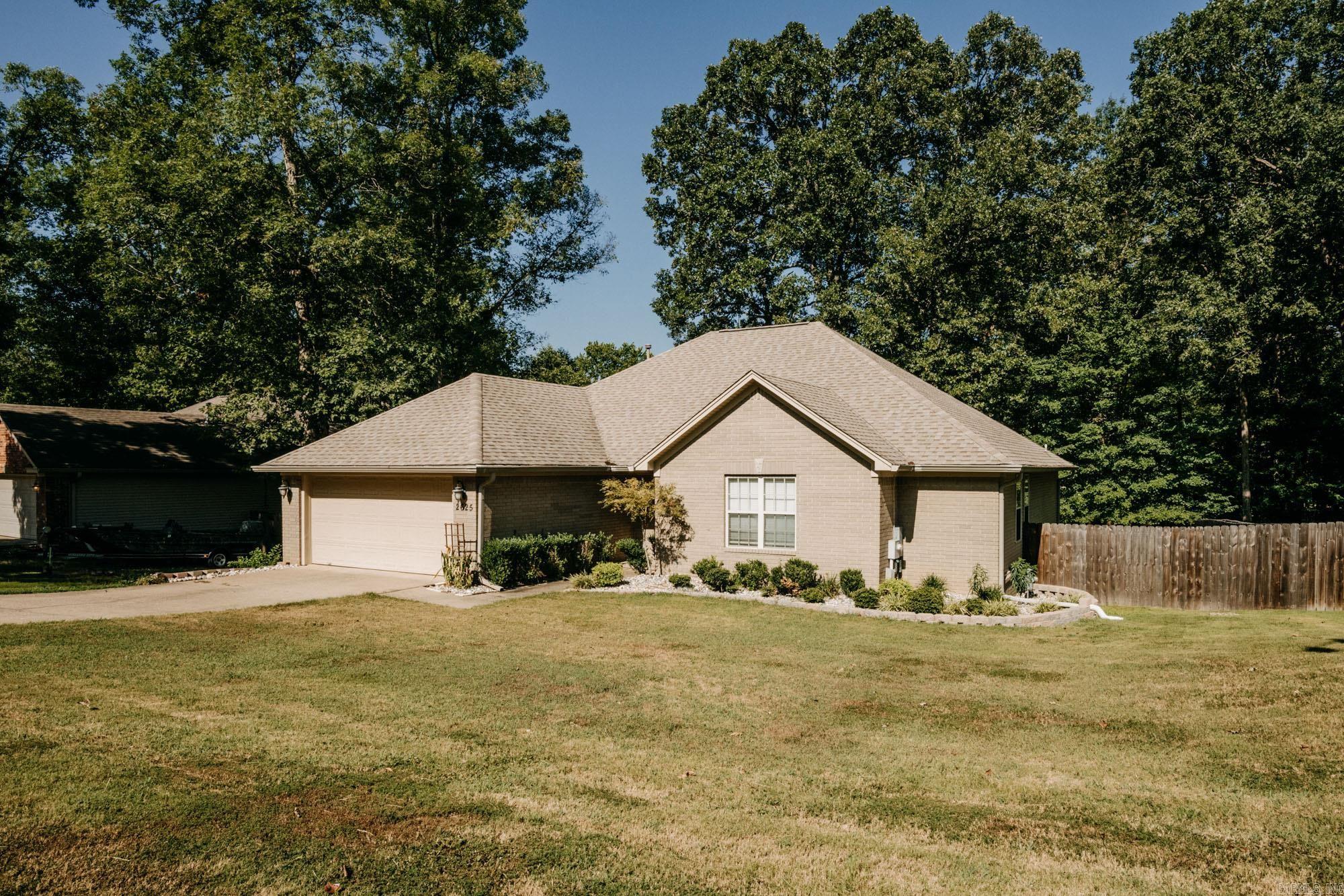 2625  Millbrook  Benton, AR