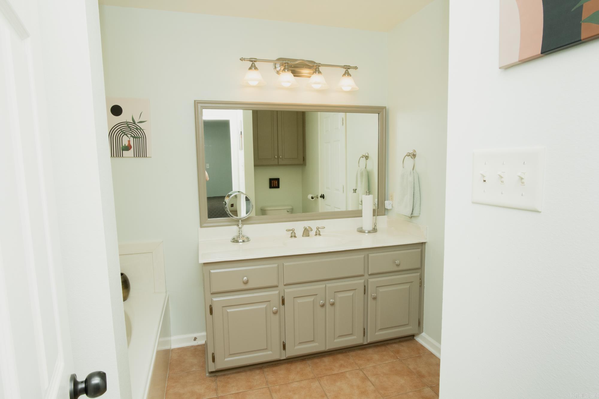 2625  Millbrook  Benton, AR