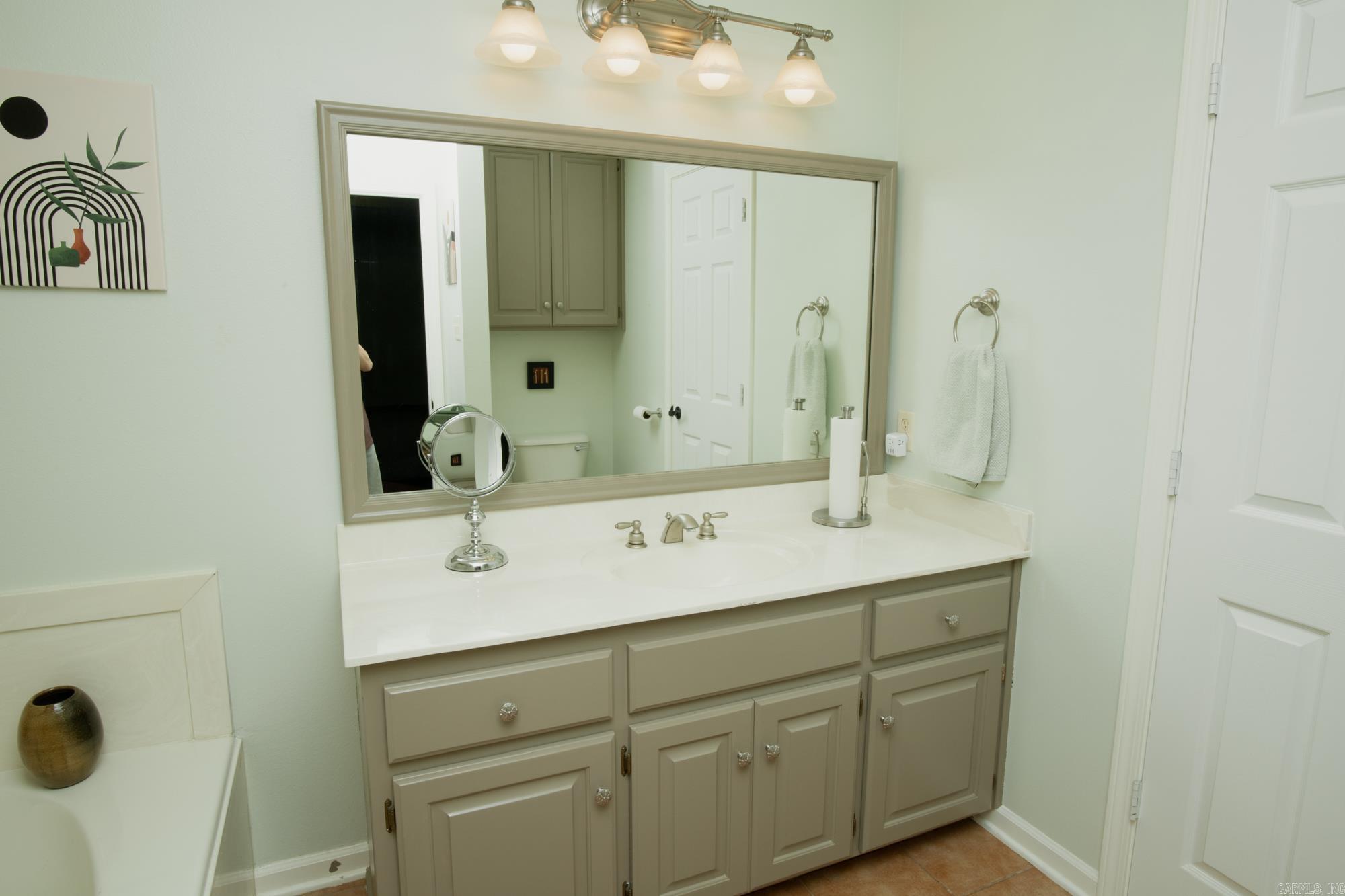 2625  Millbrook  Benton, AR