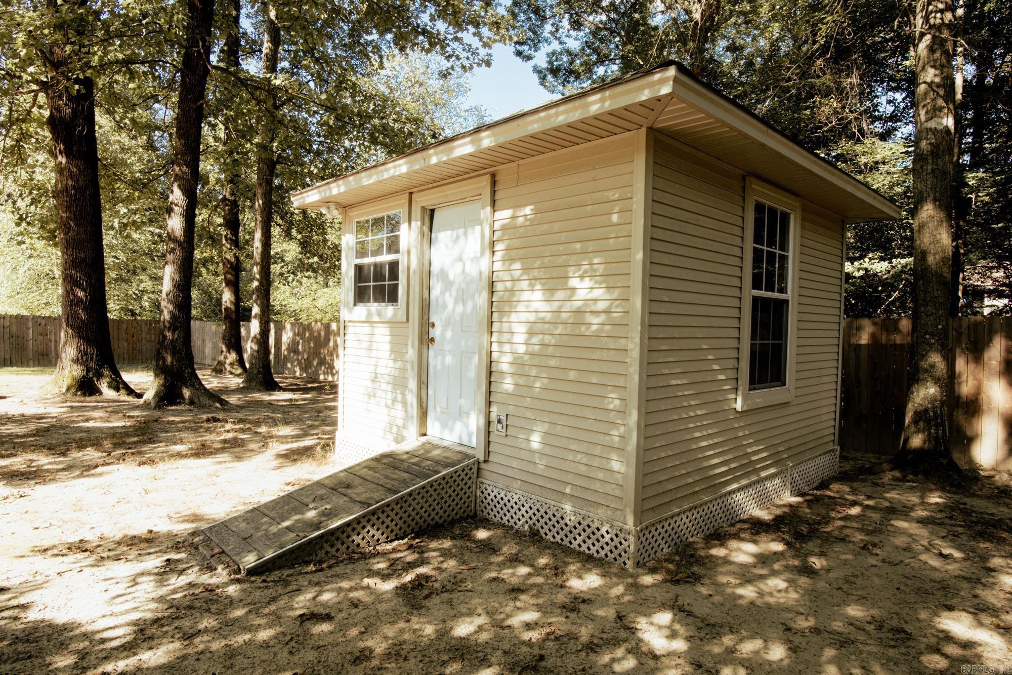 2625  Millbrook  Benton, AR