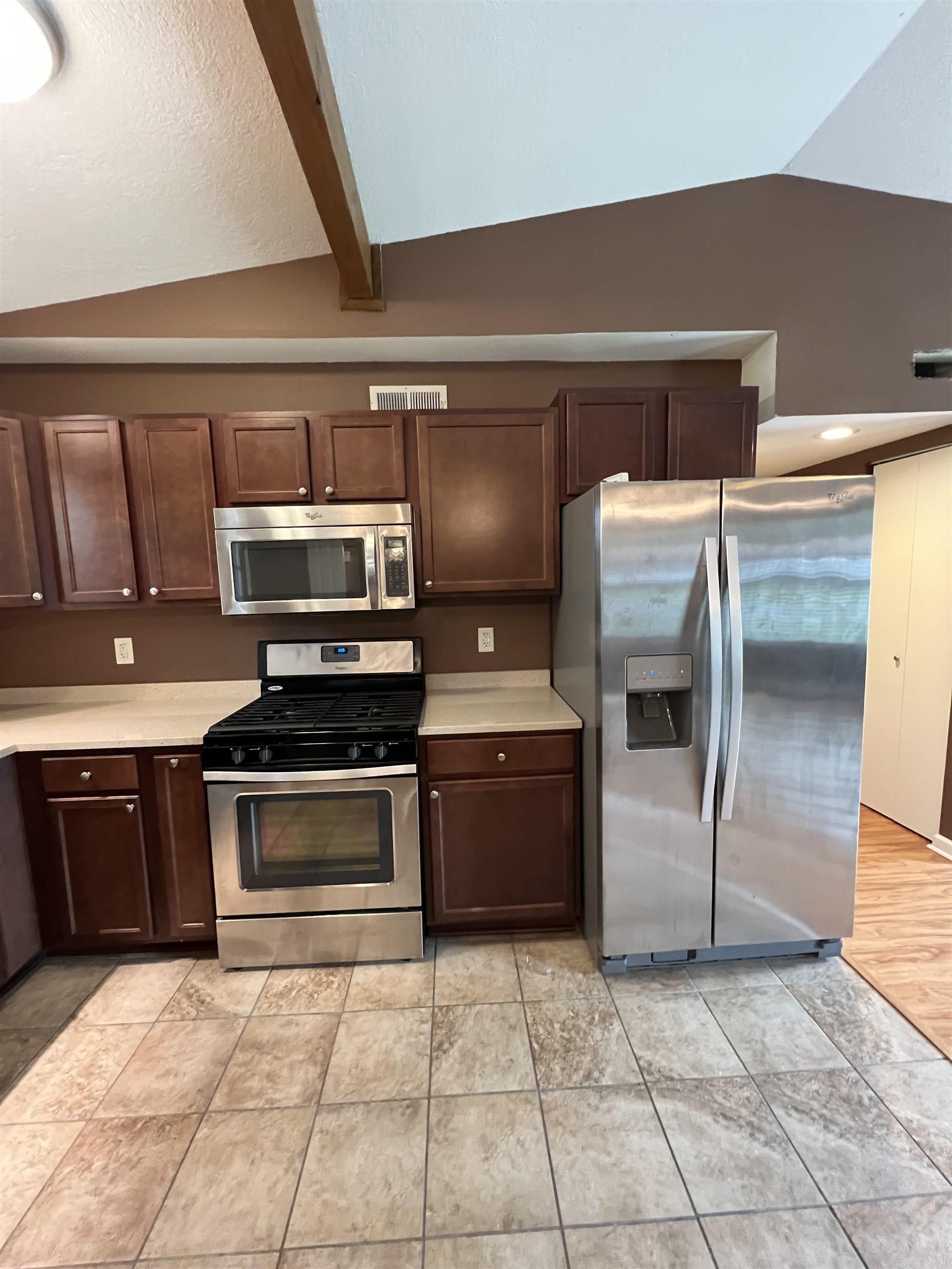133  Lonsdale  Jacksonville, AR
