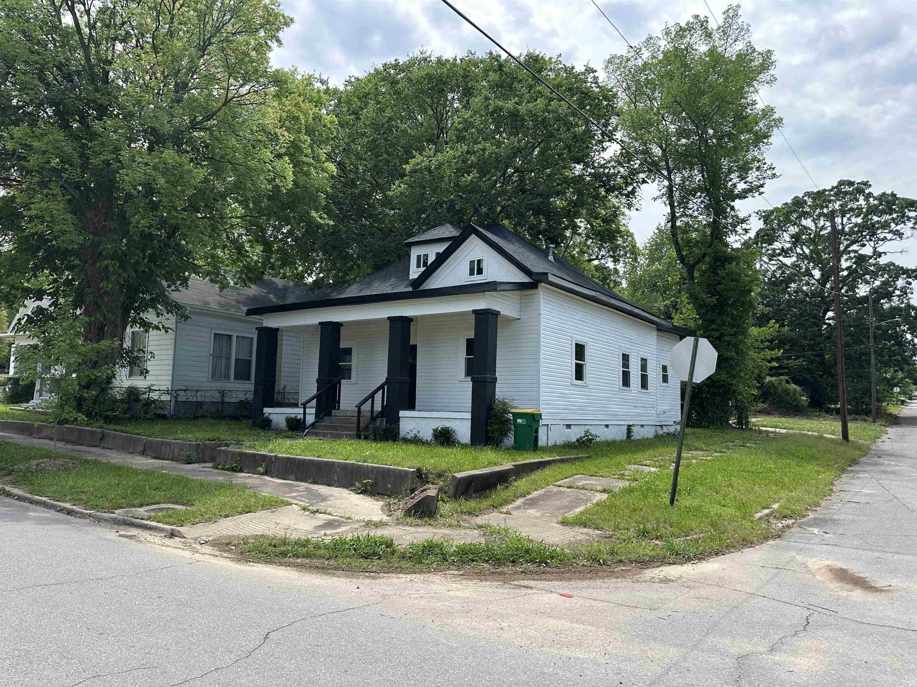 2000 Rock Street