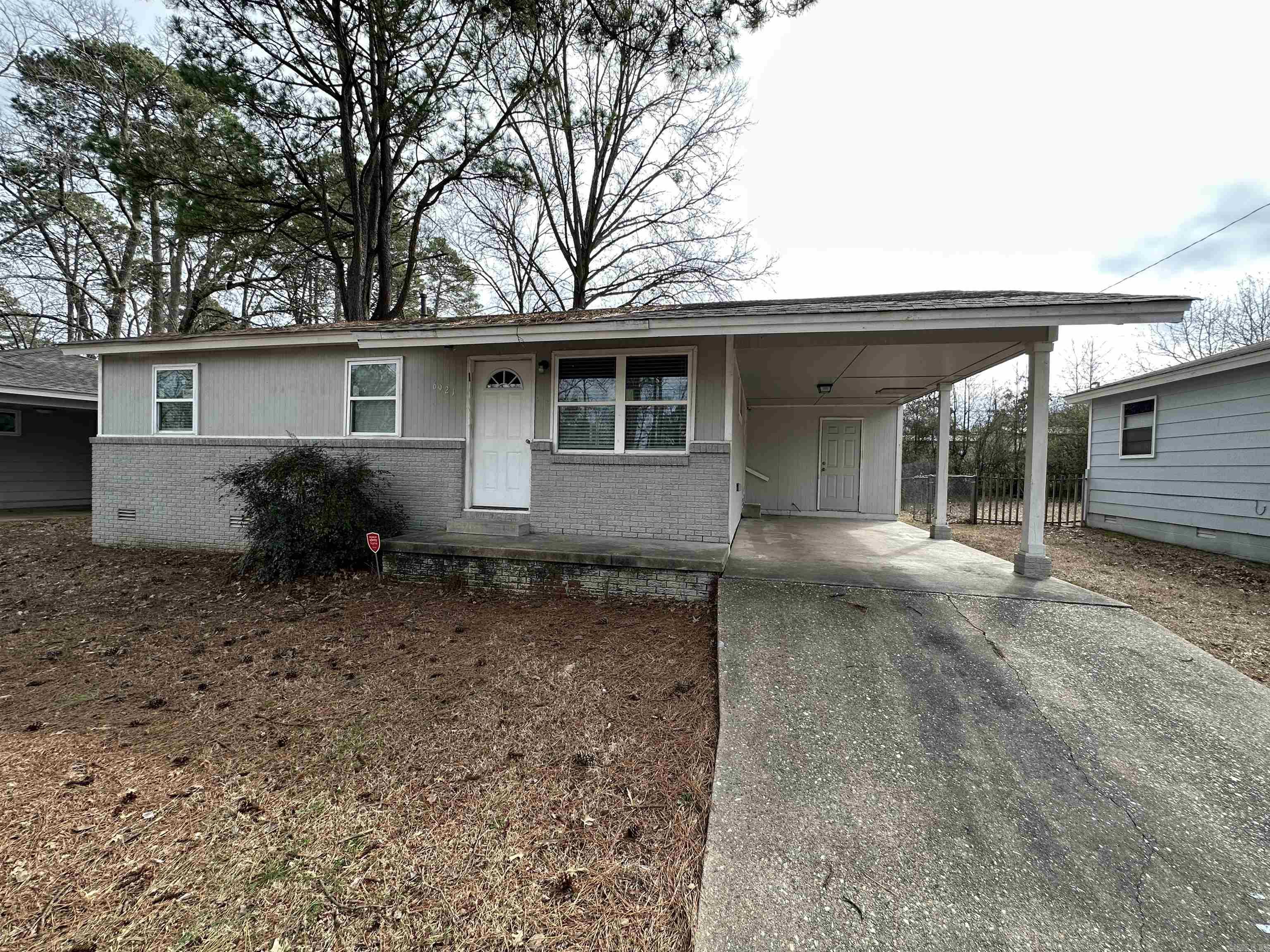 6921 Redwood Drive