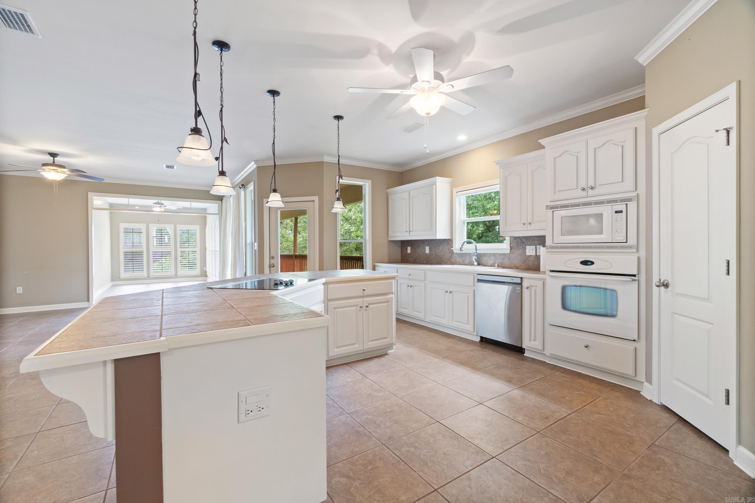 20  Canterberry Point Drive  Conway, AR