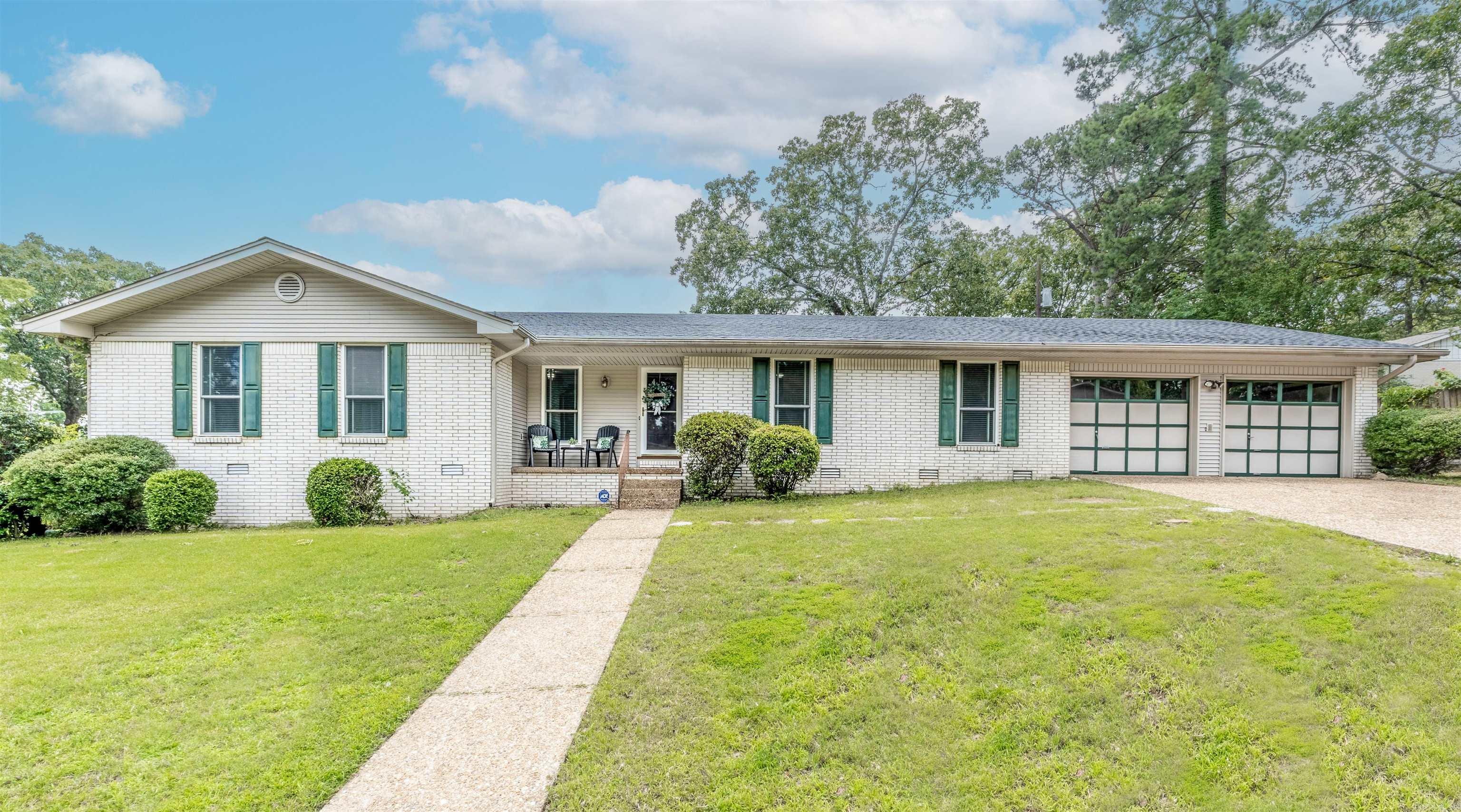 4204  Fox Hill  North Little Rock, AR