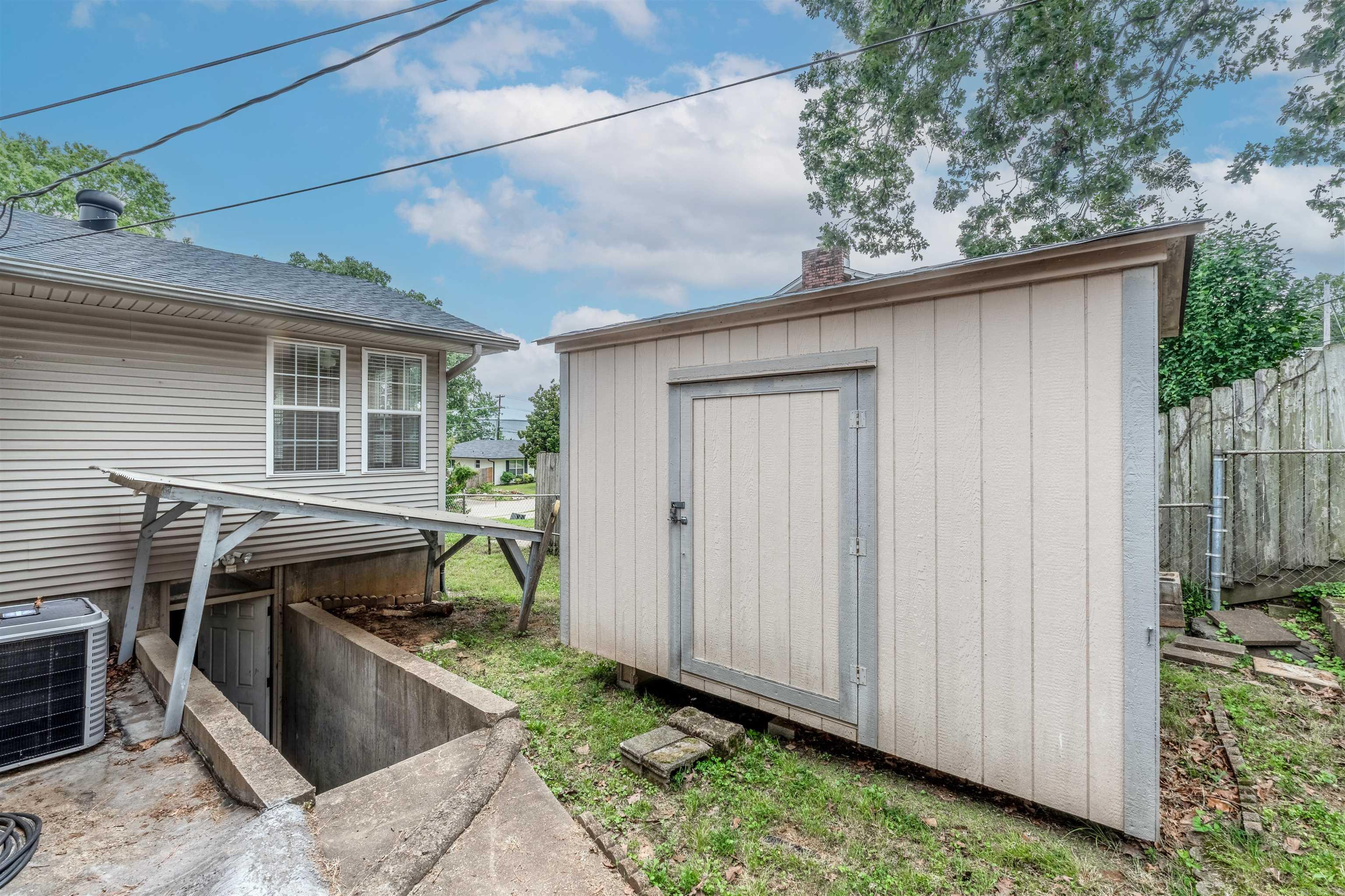 4204  Fox Hill  North Little Rock, AR