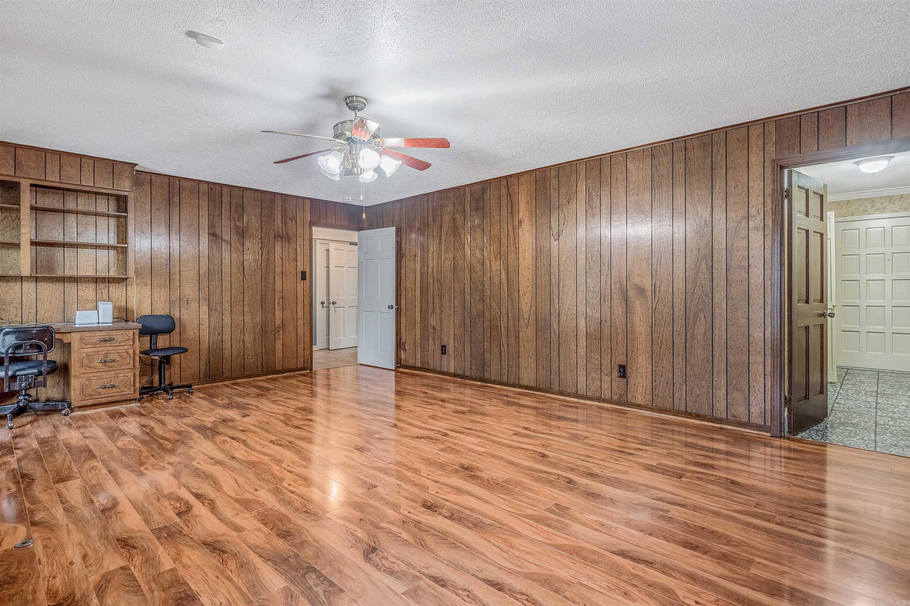 4204  Fox Hill  North Little Rock, AR