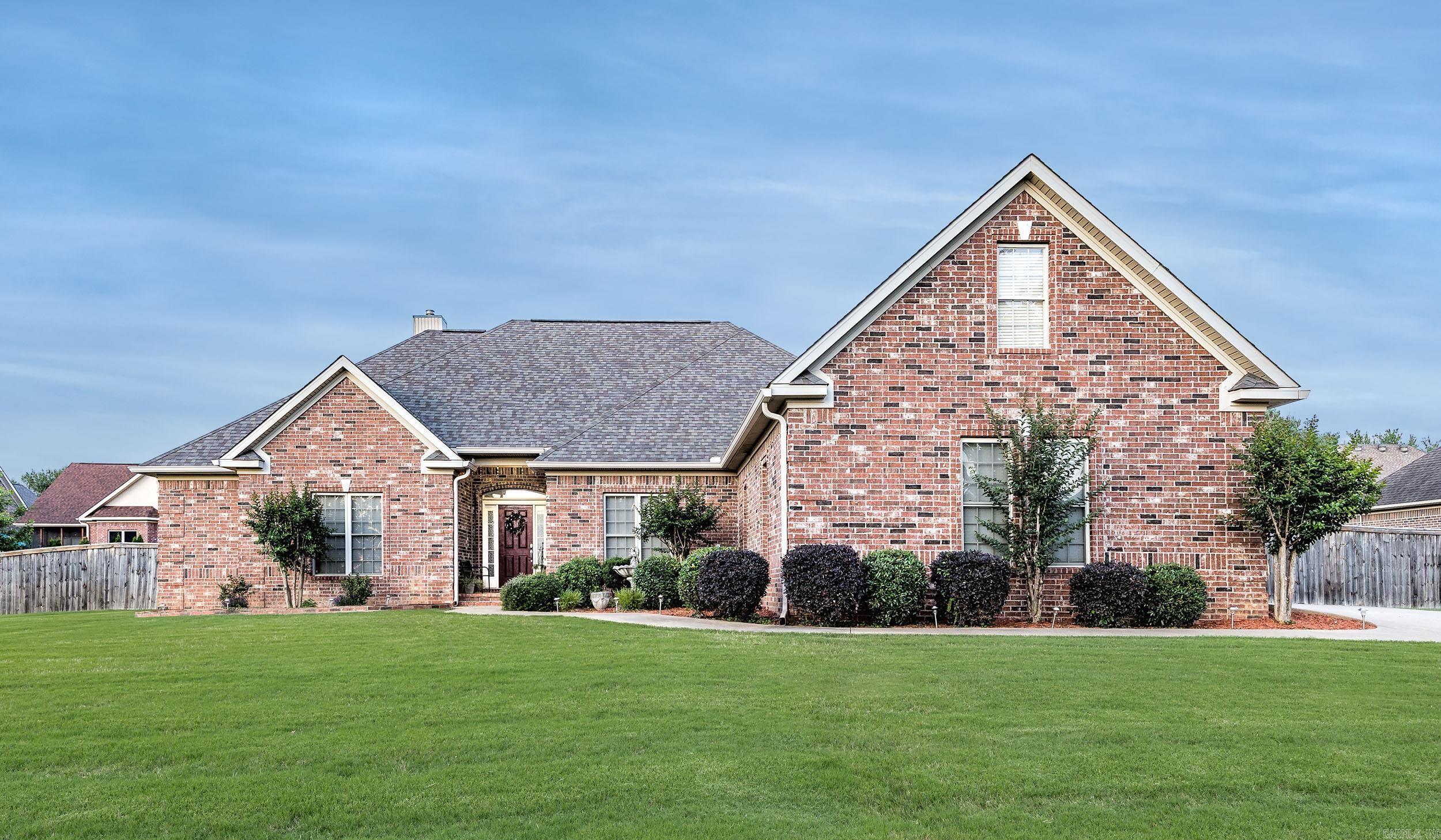 7512  Union Square  Benton, AR