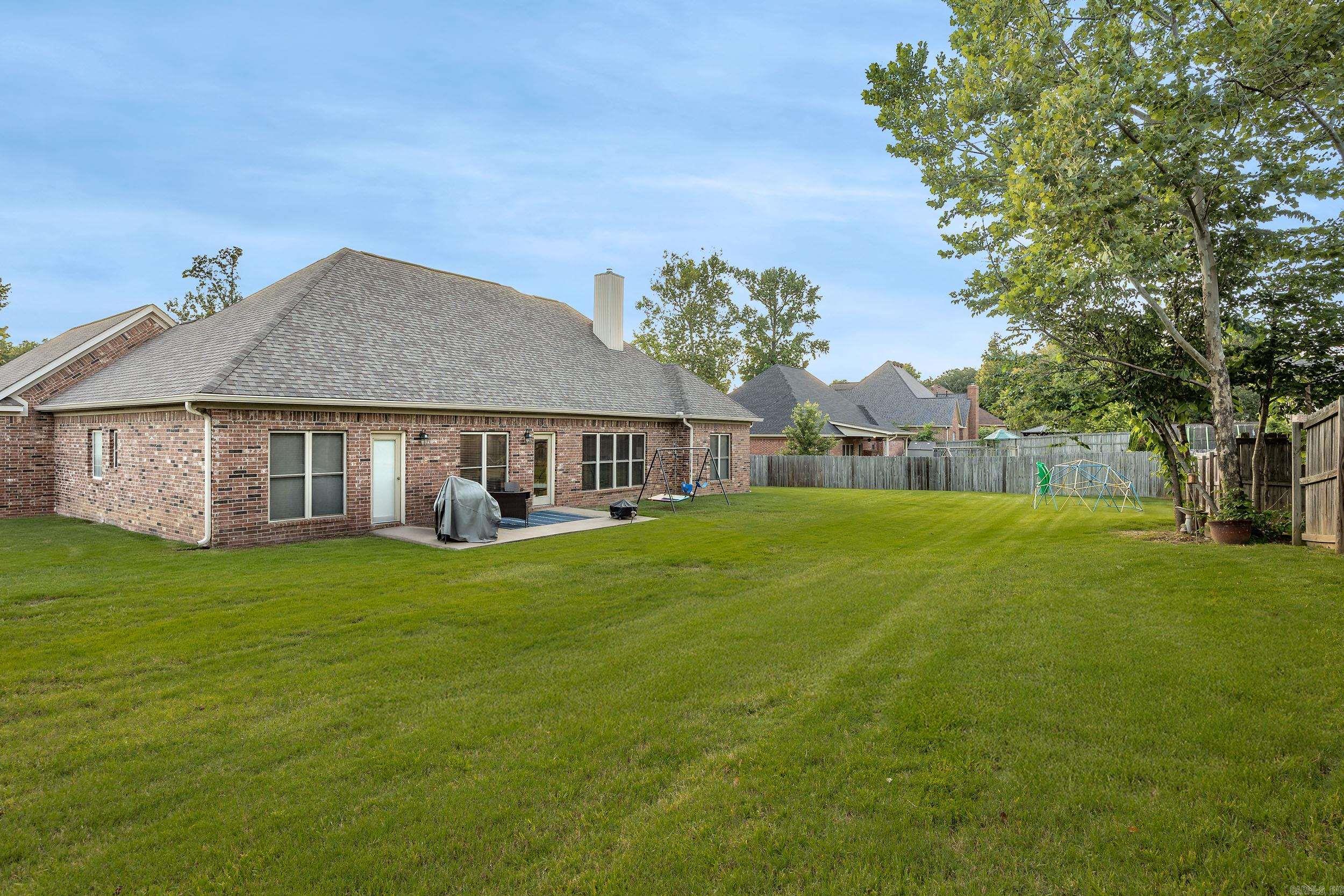 7512  Union Square  Benton, AR