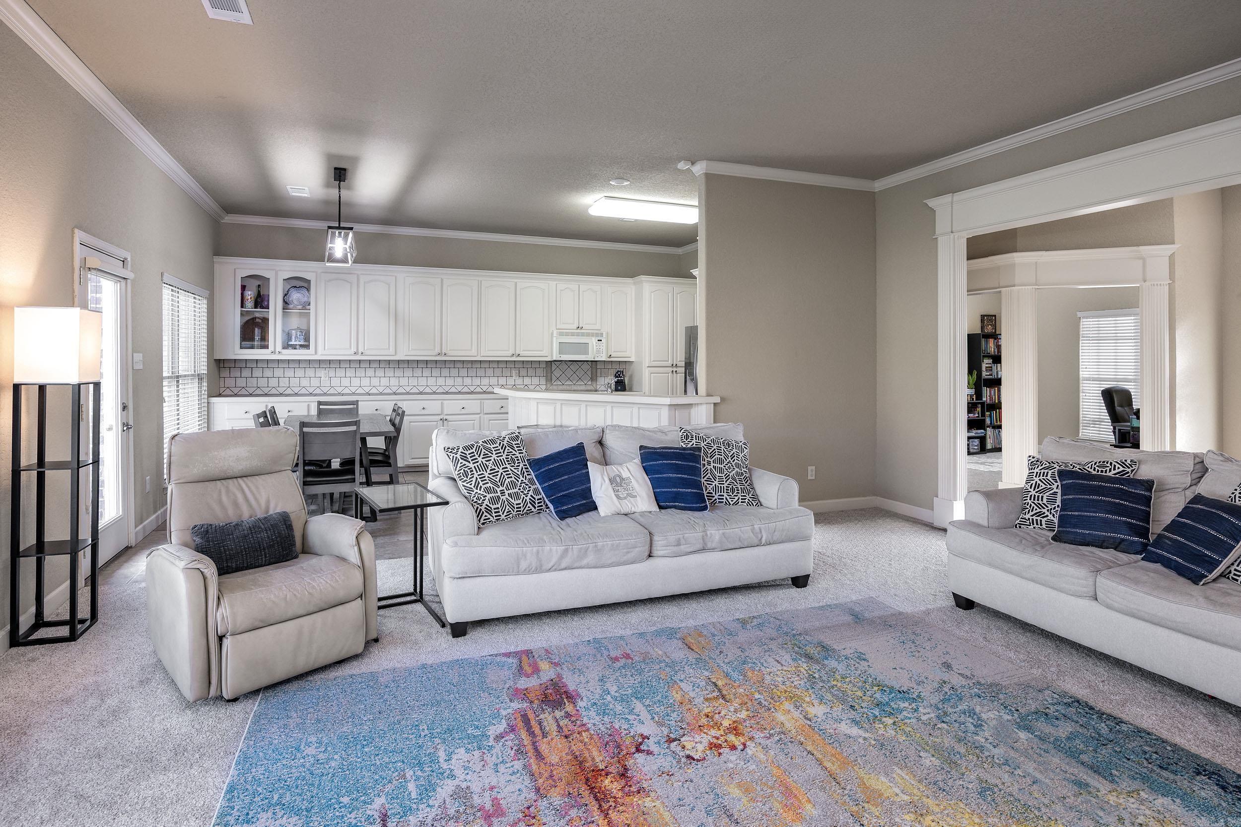 7512  Union Square  Benton, AR