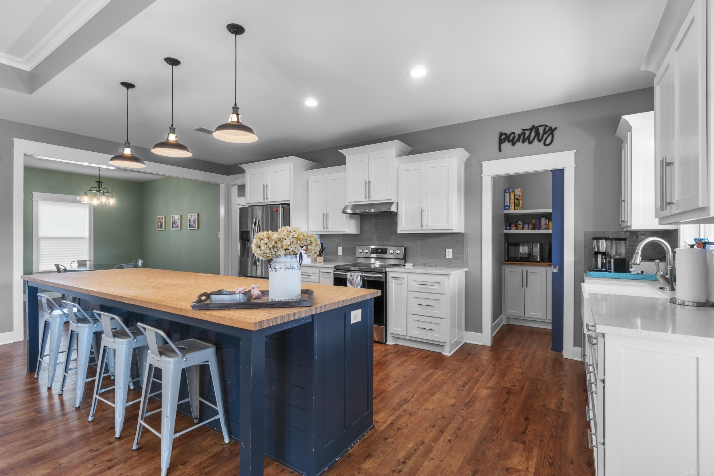 215  Covey  Beebe, AR