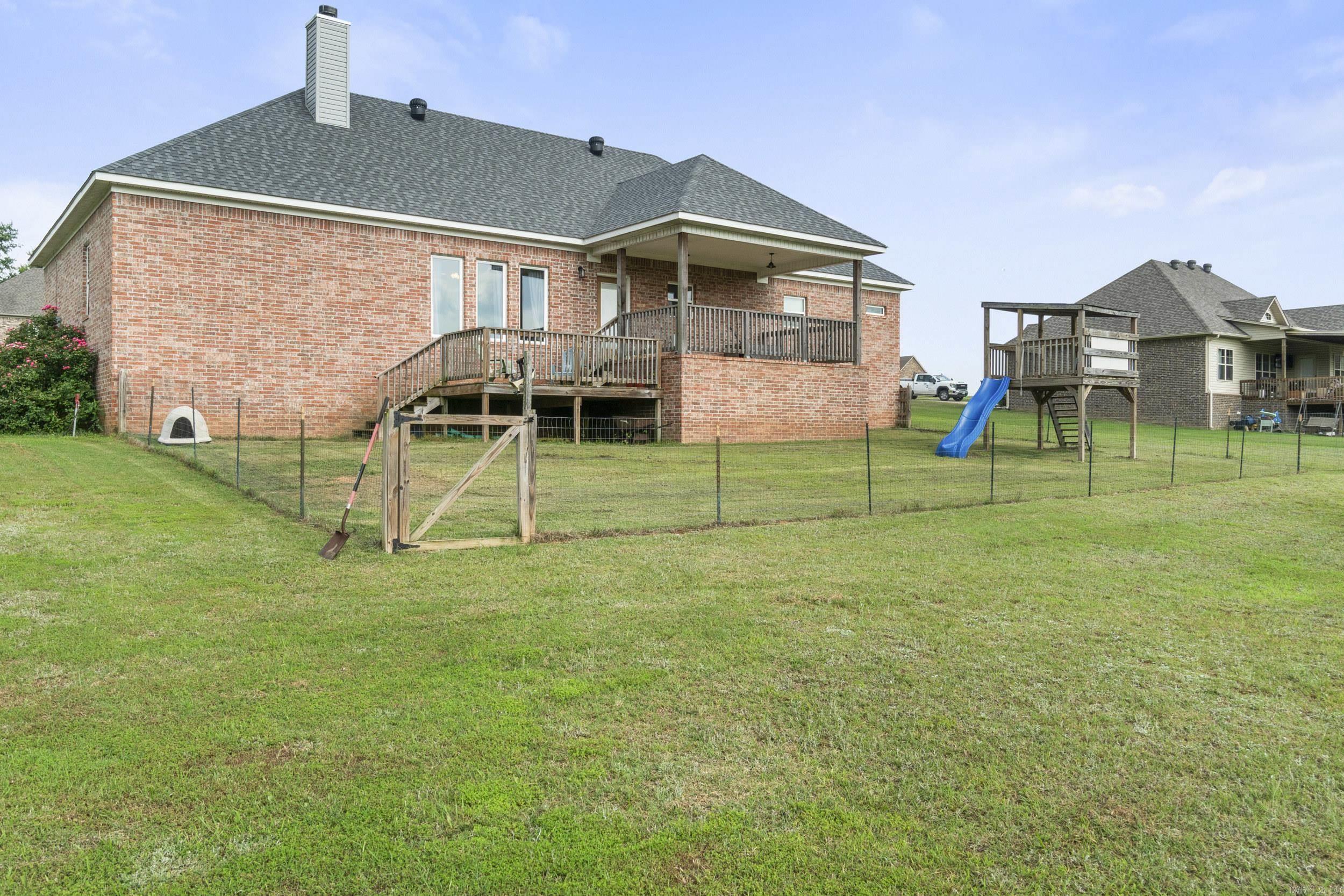 215  Covey  Beebe, AR
