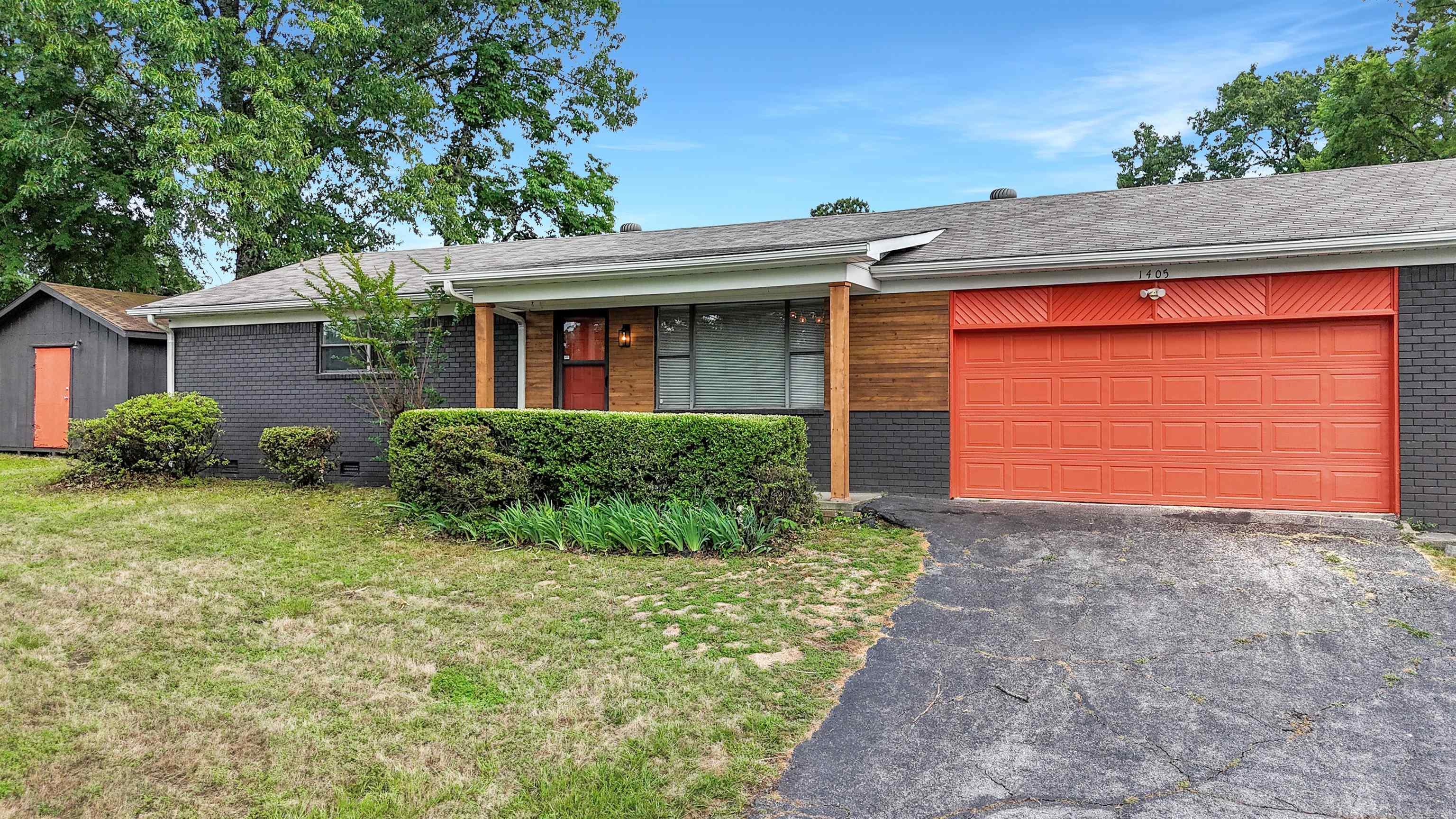 1405  EMORY  Hot Springs, AR