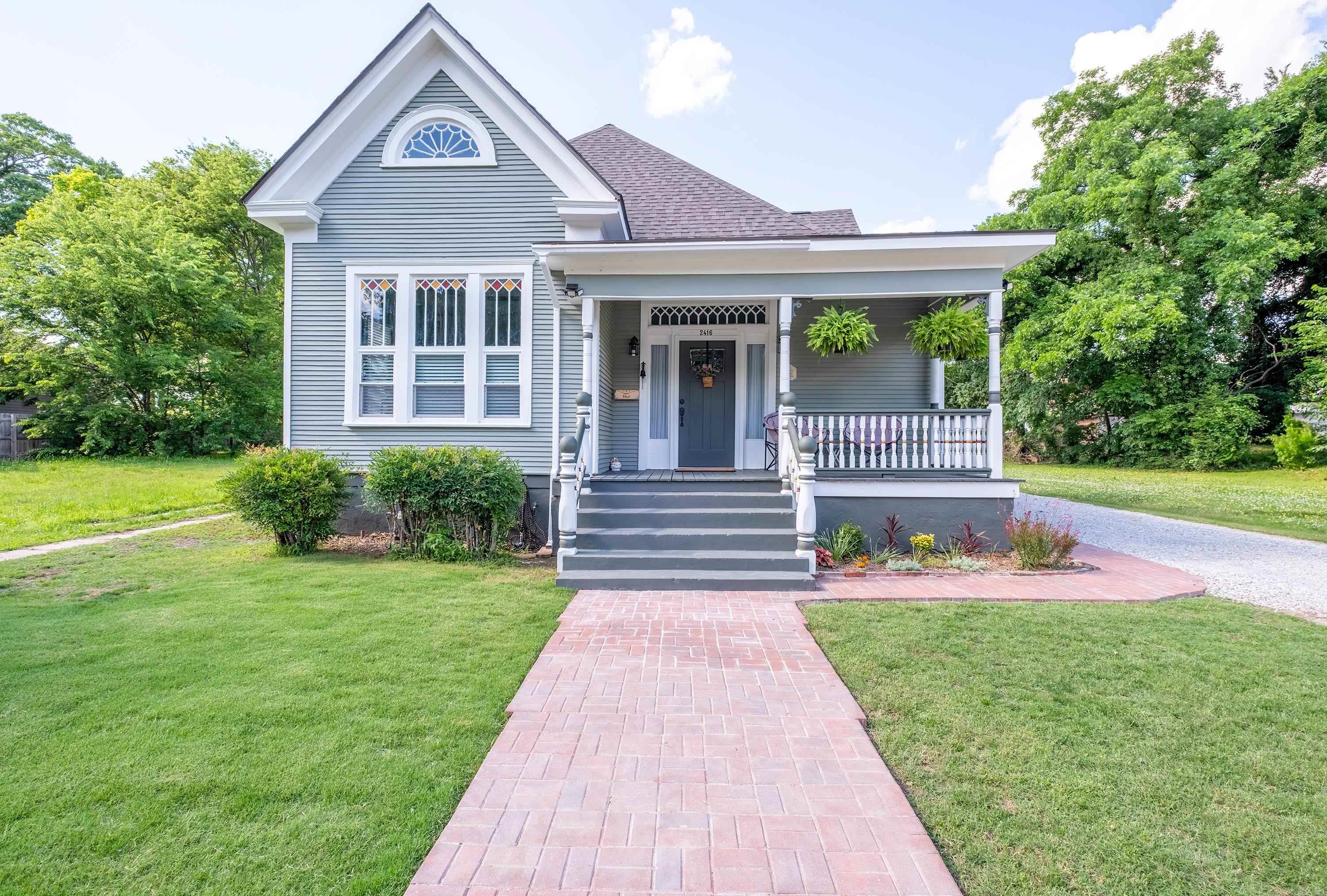 2416  13th  Little Rock, AR