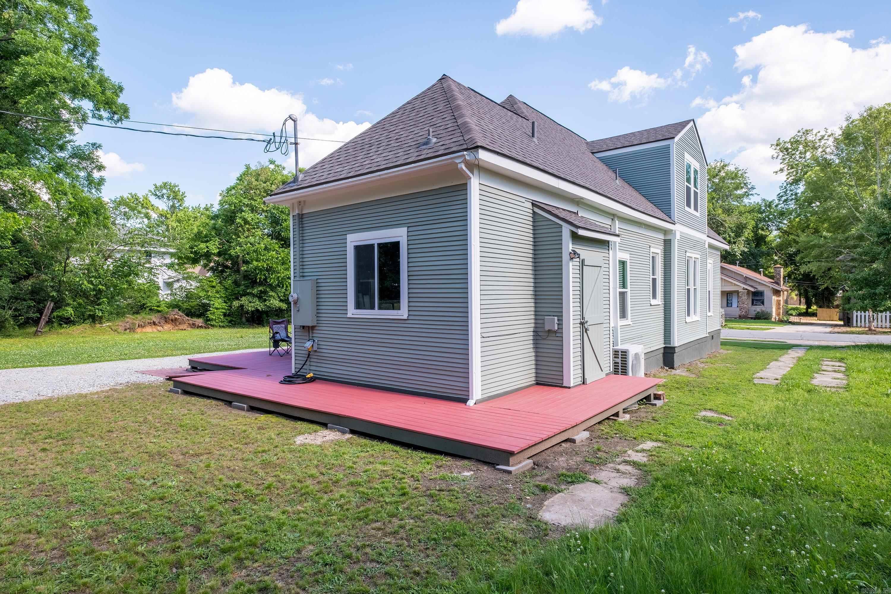 2416  13th  Little Rock, AR