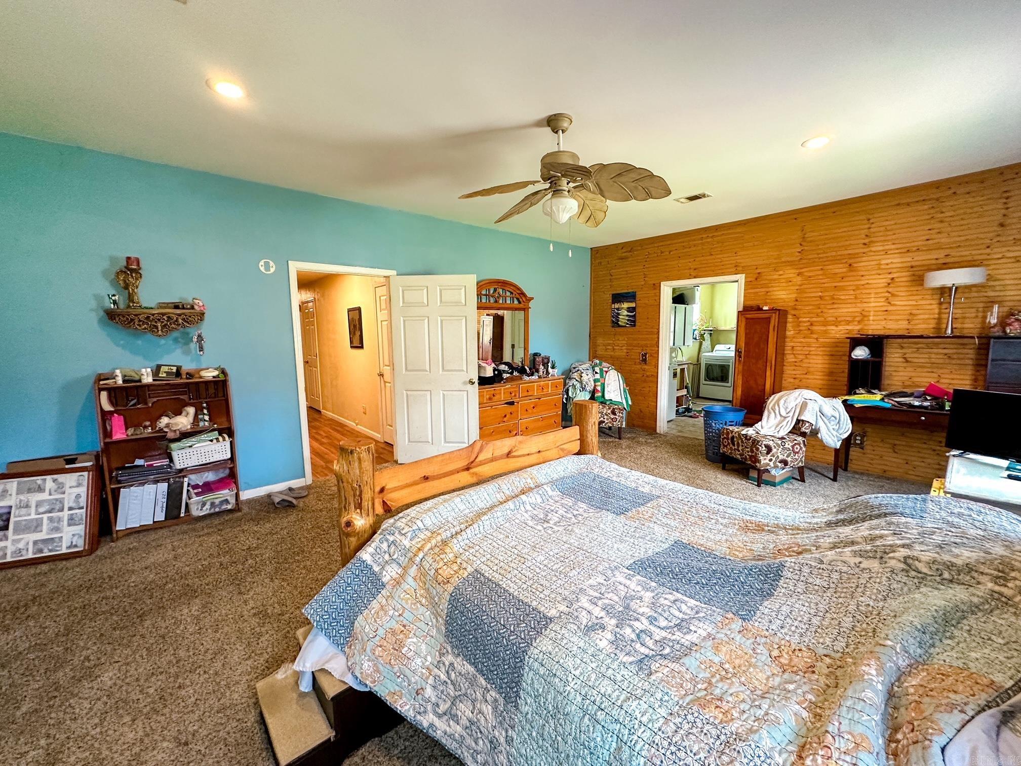 215  Avey Lane  Clinton, AR