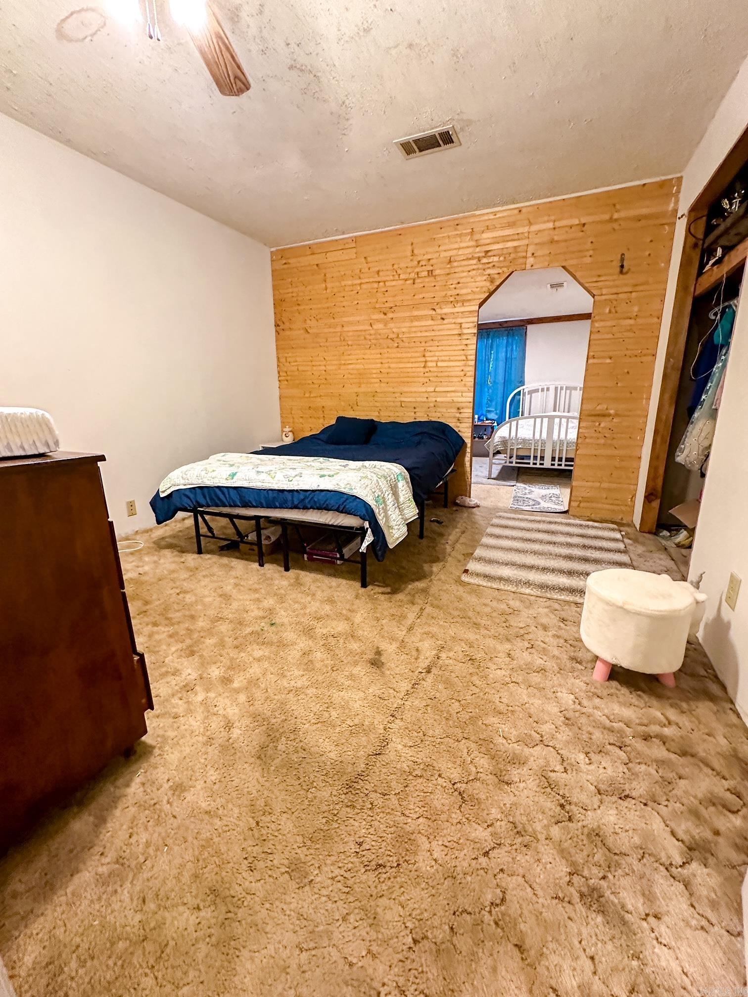 215  Avey Lane  Clinton, AR