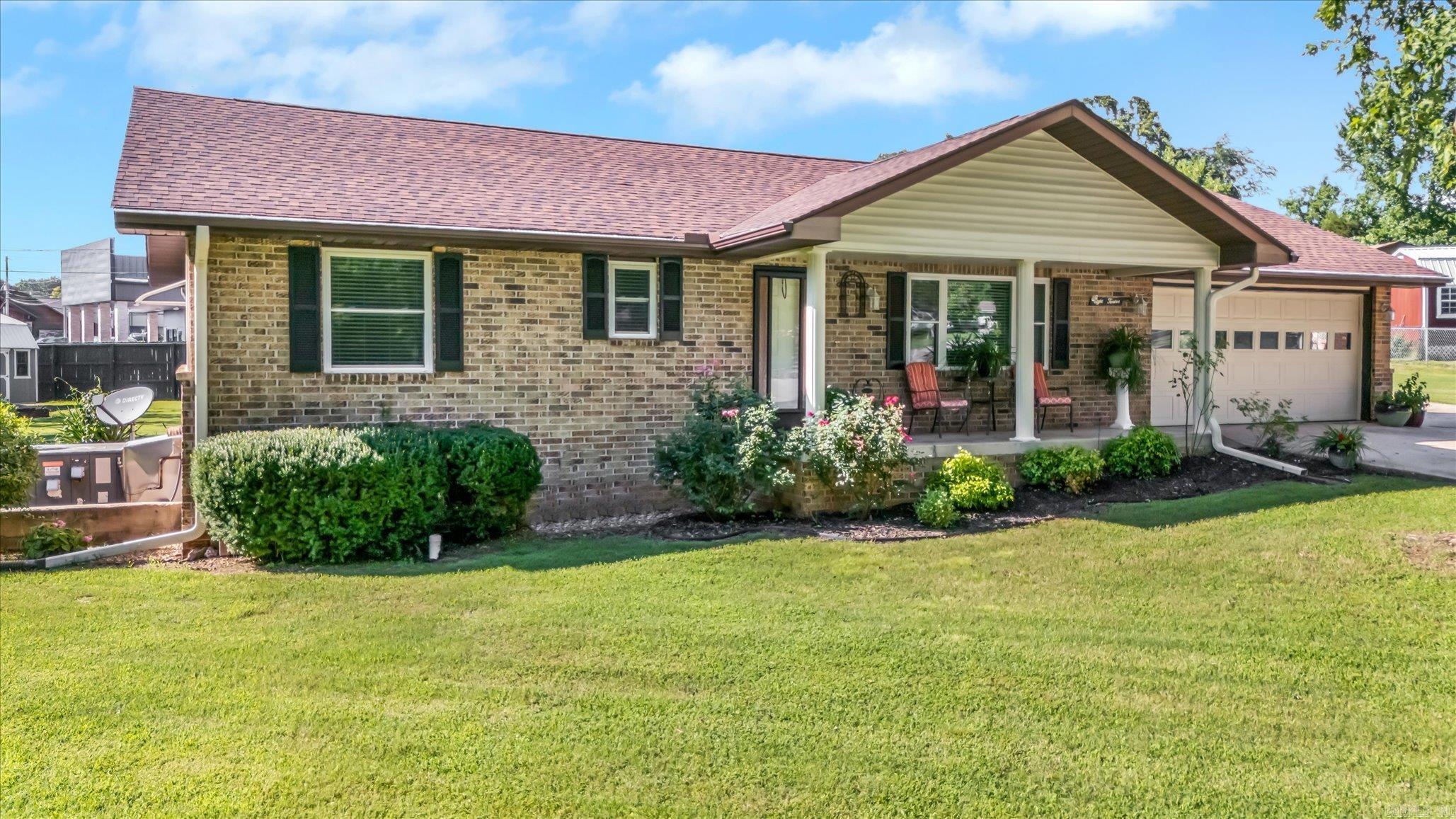 812 Douglas Circle  Mountain Home, AR