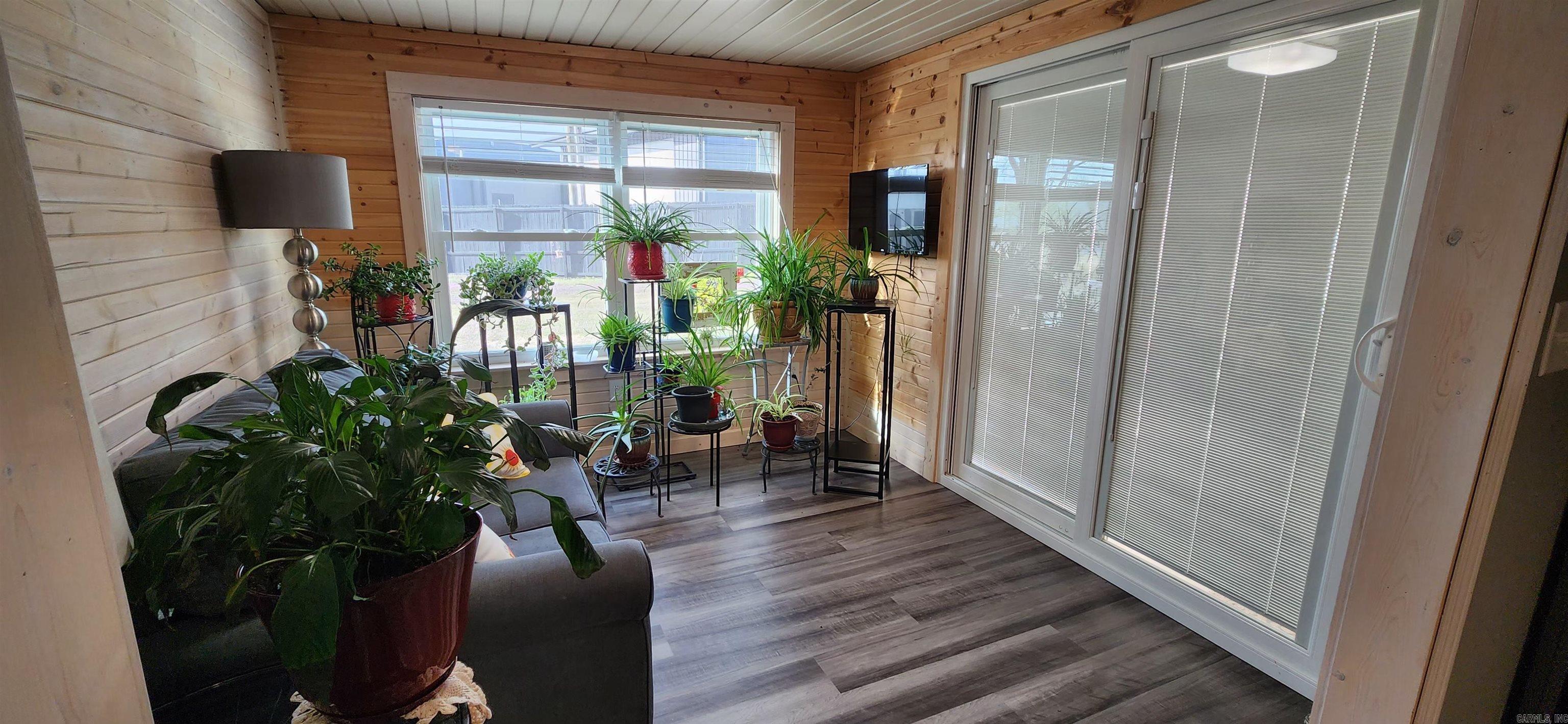 812  Douglas Circle  Mountain Home, AR