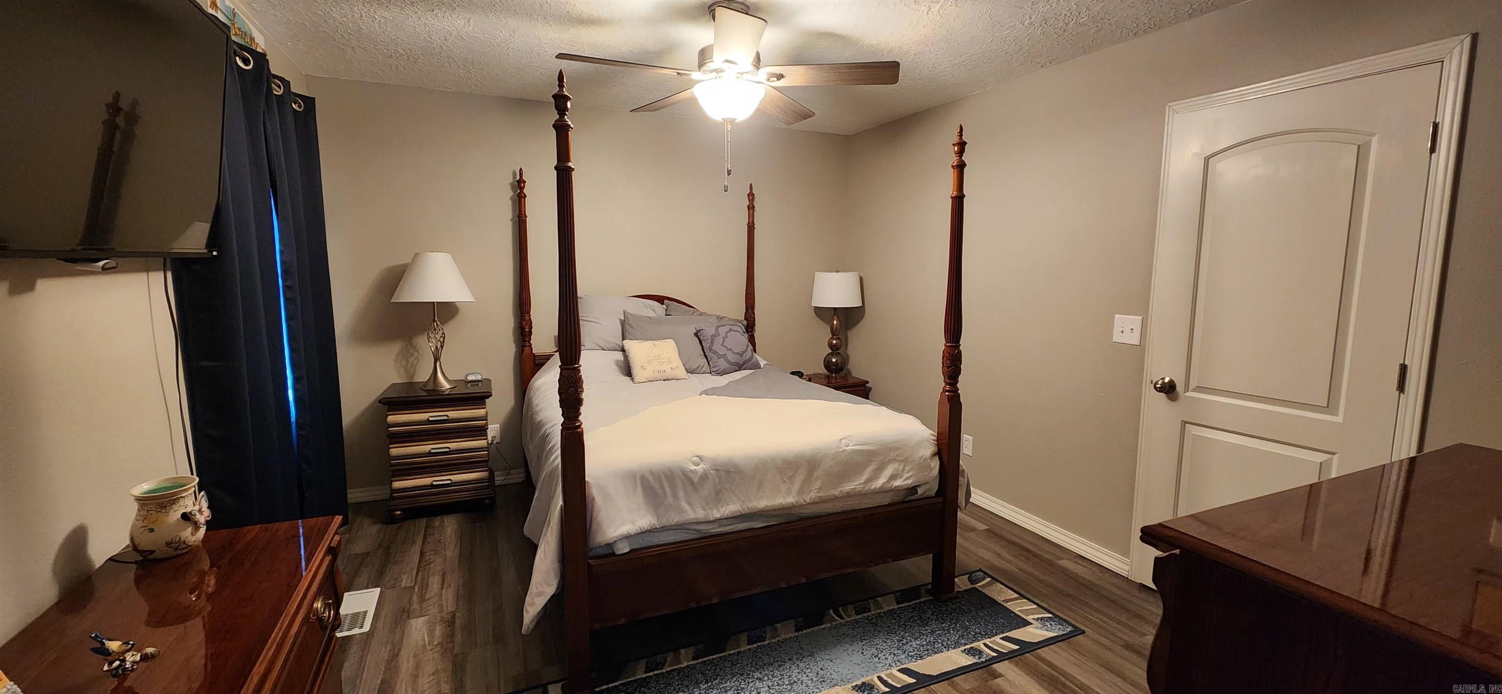 812  Douglas Circle  Mountain Home, AR