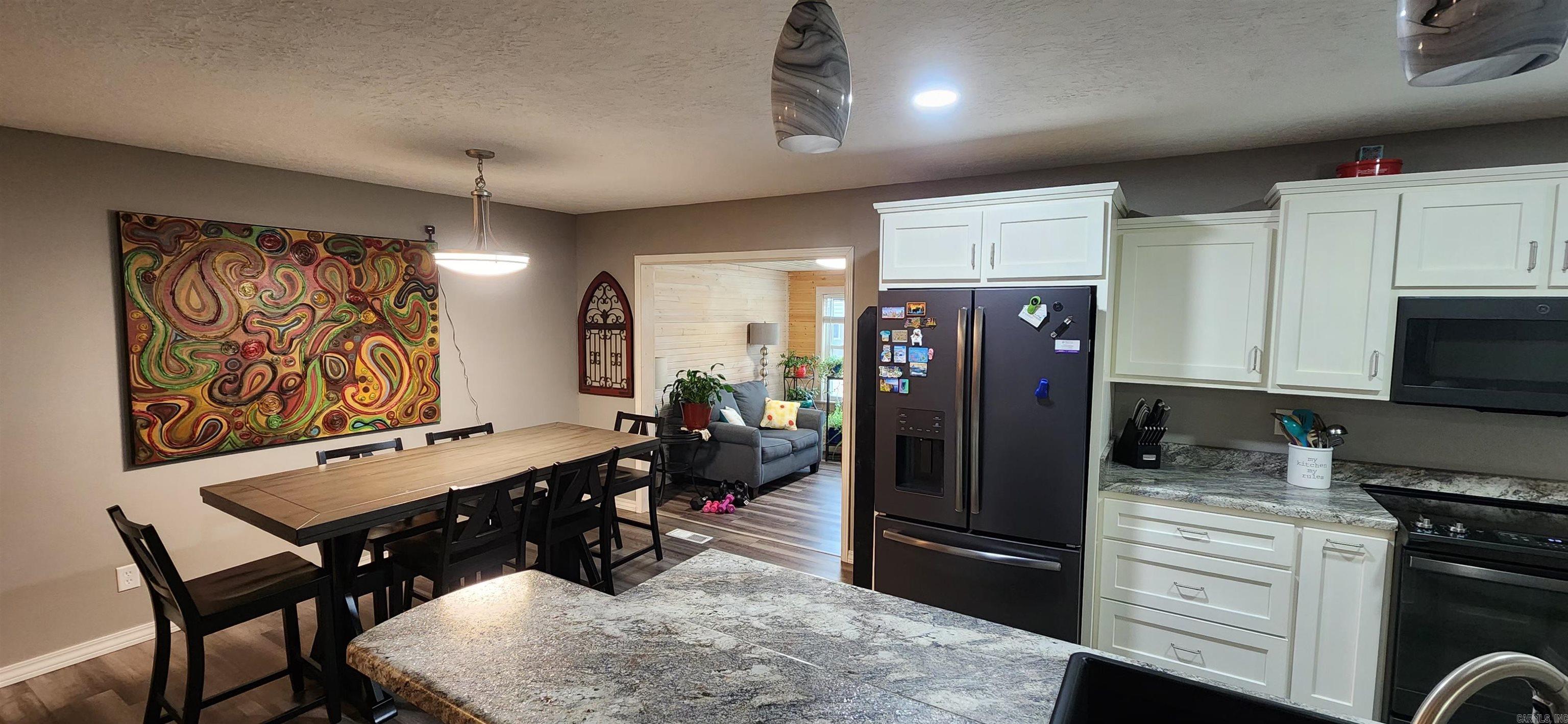 812  Douglas Circle  Mountain Home, AR