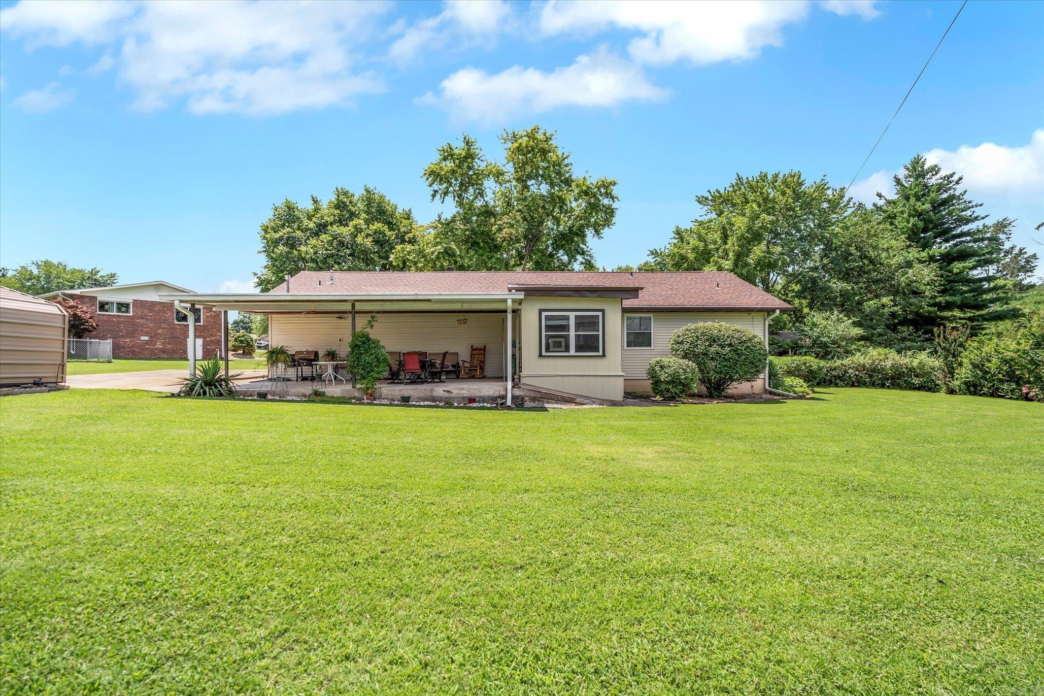 812 Douglas Circle  Mountain Home, AR