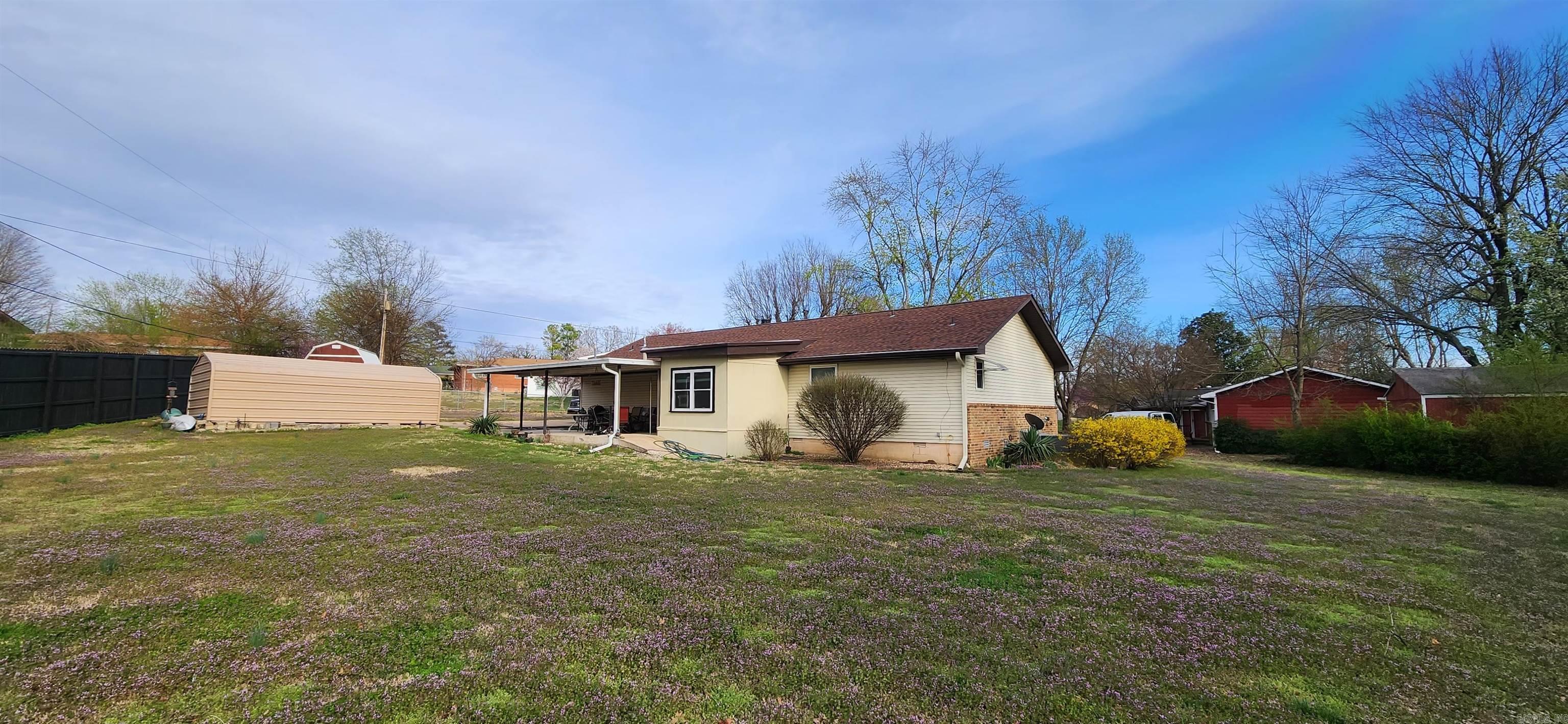 812  Douglas Circle  Mountain Home, AR
