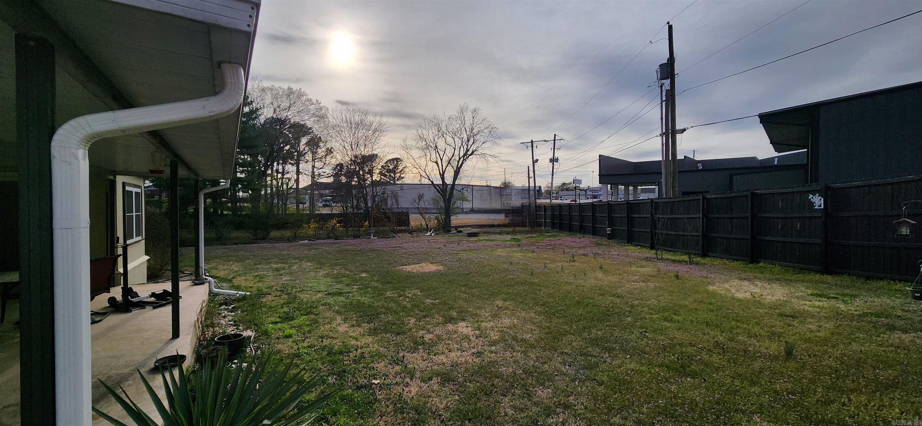 812  Douglas Circle  Mountain Home, AR