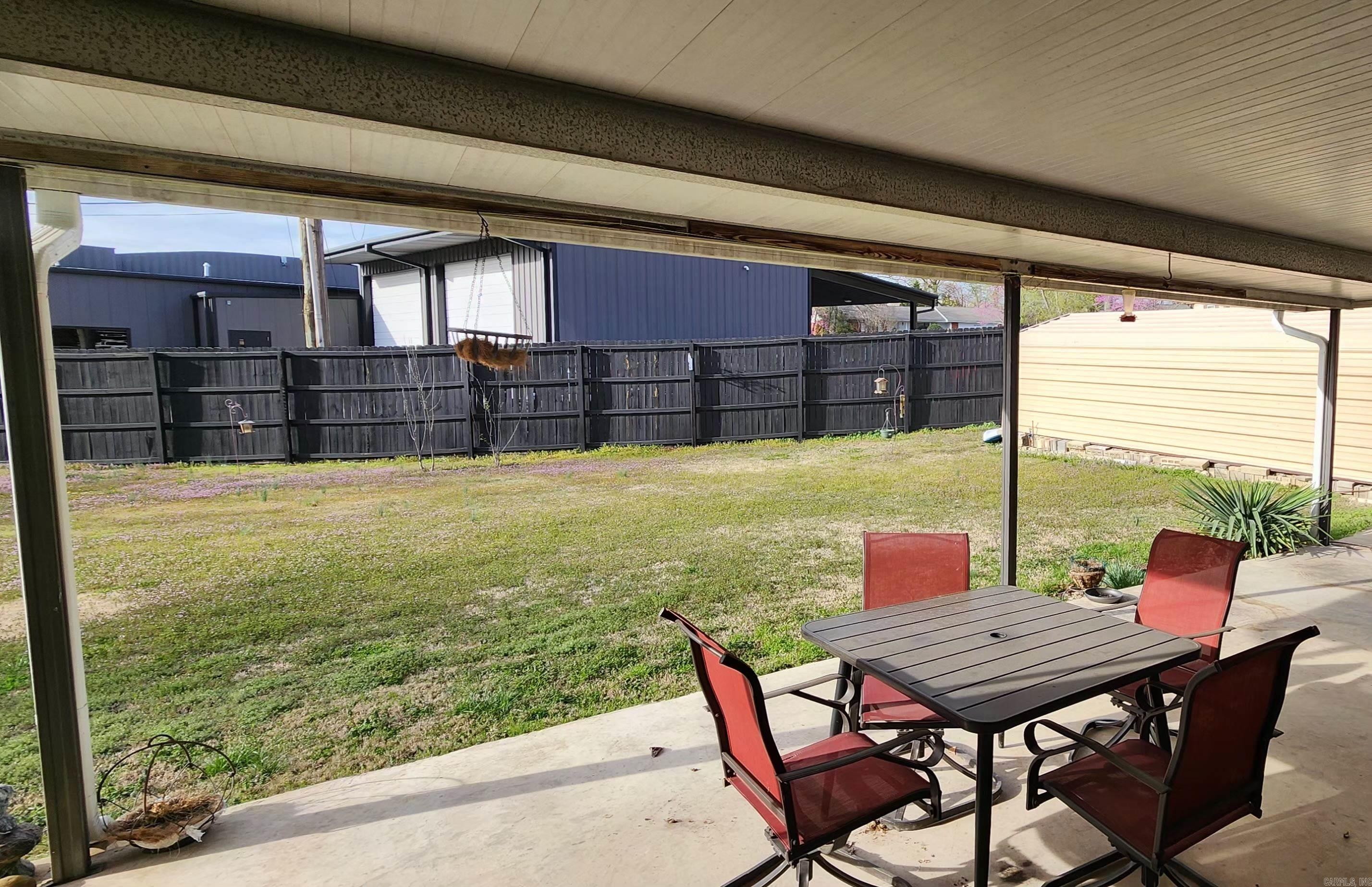 812  Douglas Circle  Mountain Home, AR