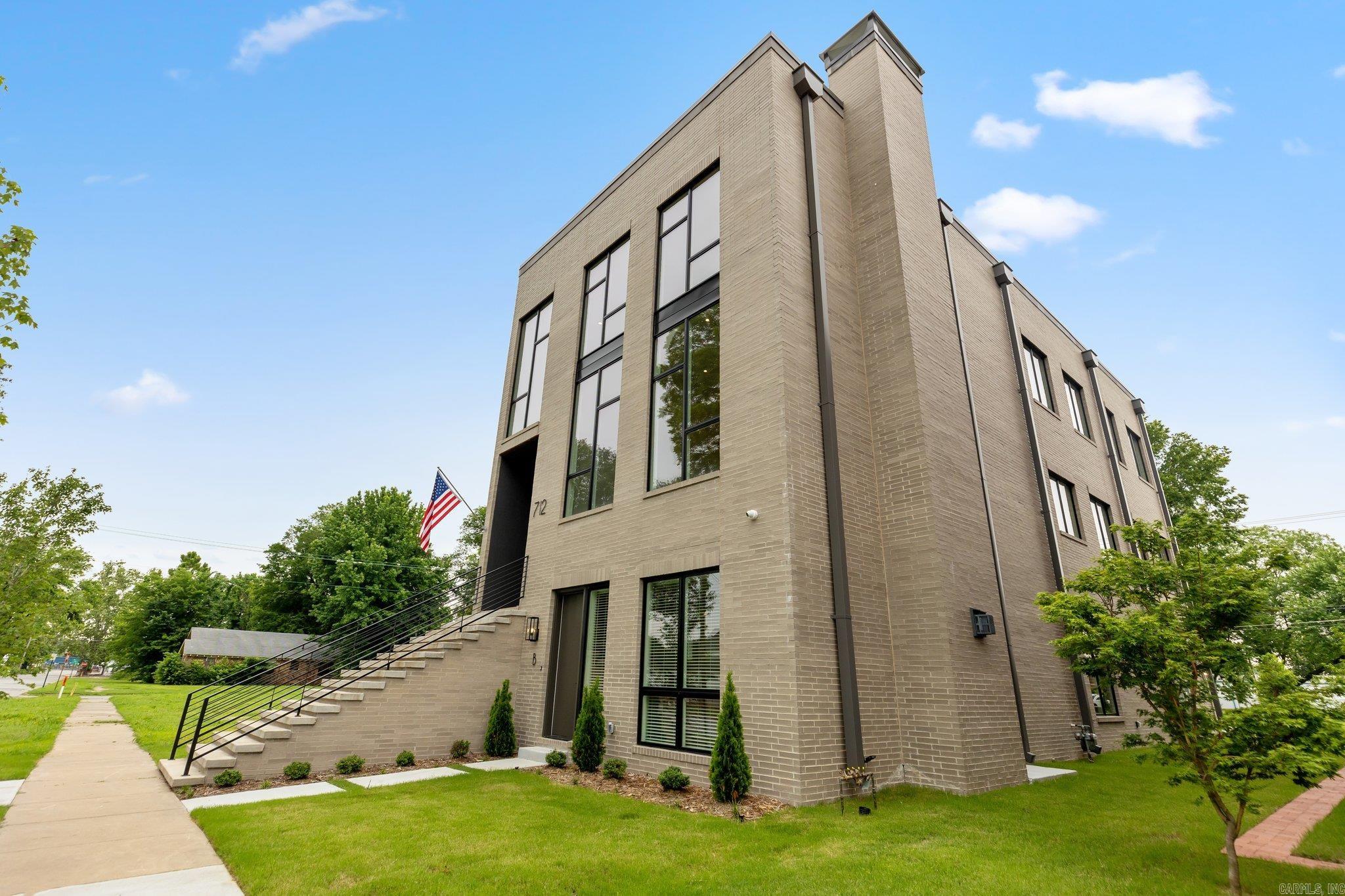 712 N Magnolia  North Little Rock, AR