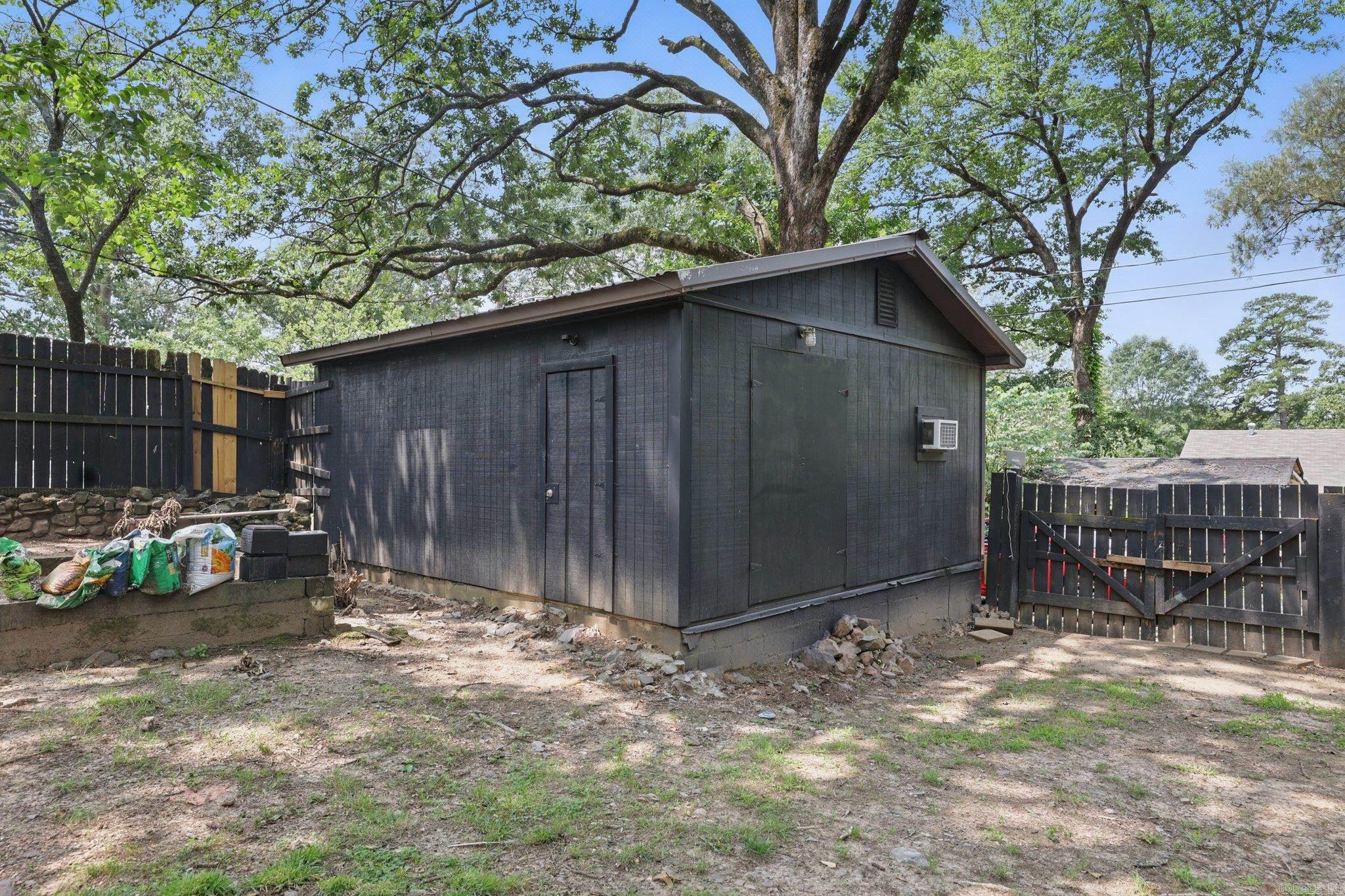 1810 S Pierce Street  Little Rock, AR