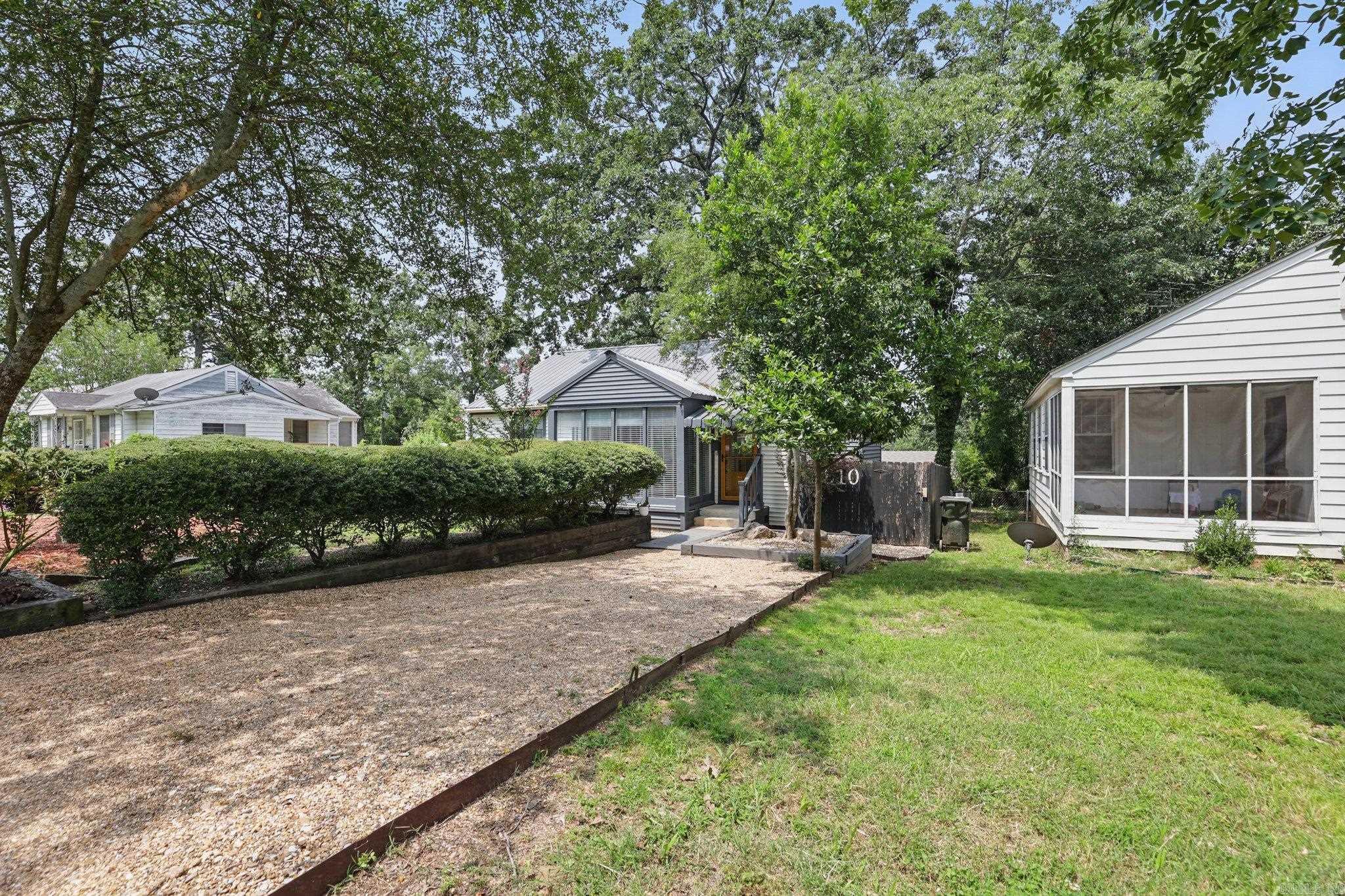 1810 S Pierce Street  Little Rock, AR