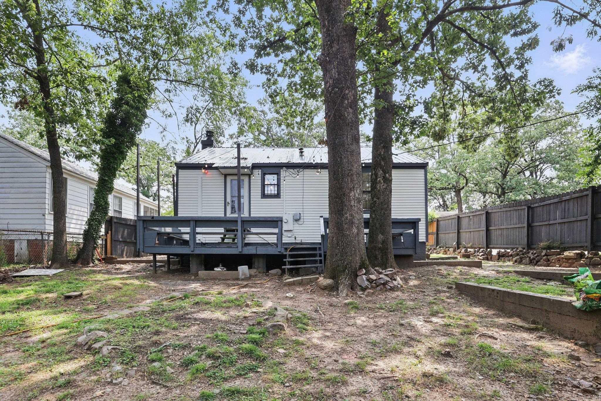 1810 S Pierce Street  Little Rock, AR