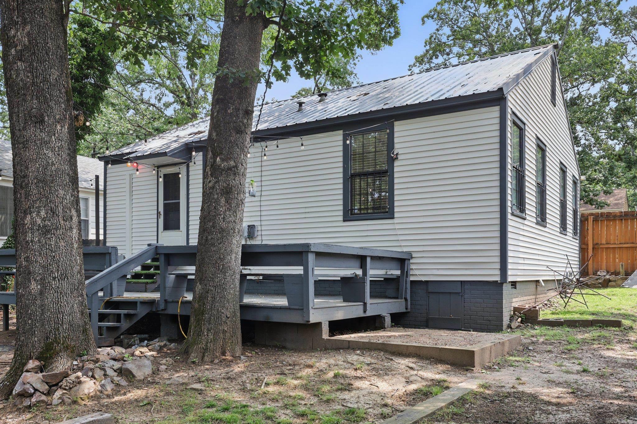 1810 S Pierce Street  Little Rock, AR