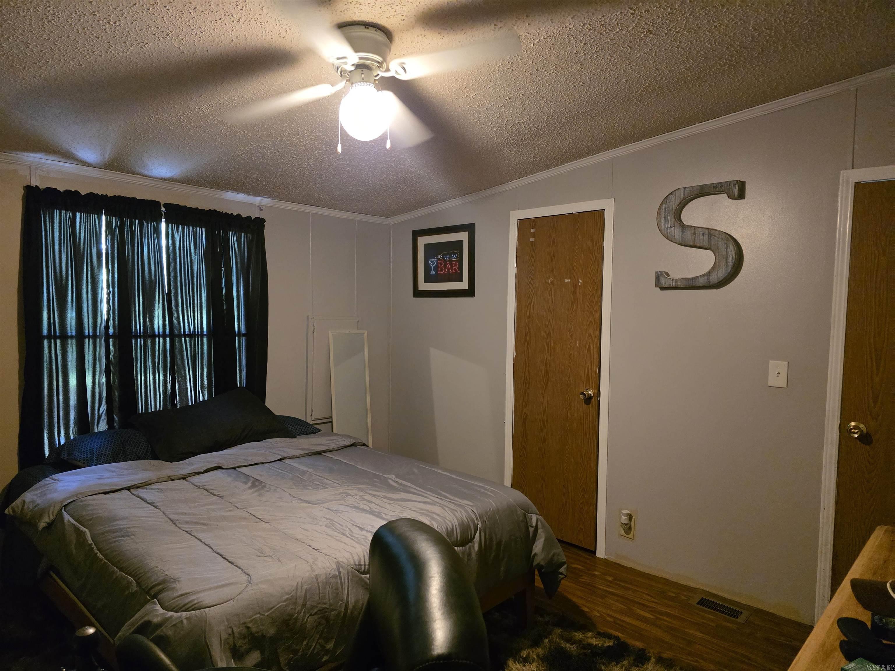 203  Playmore  Lonsdale, AR