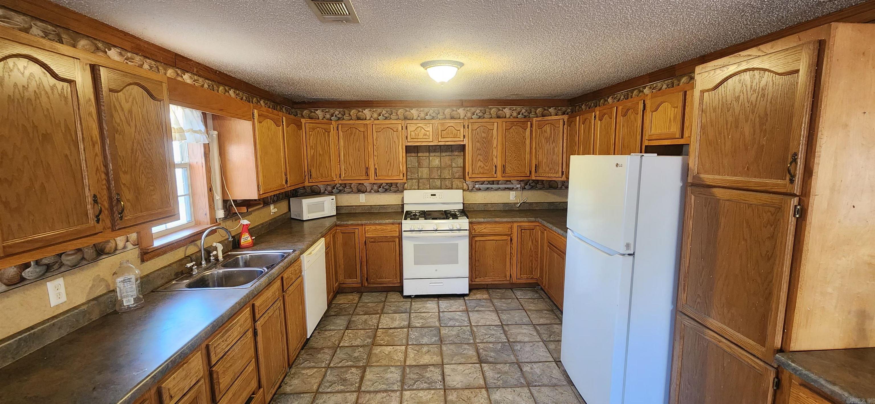16373  Hwy 5 South  Norfork, AR