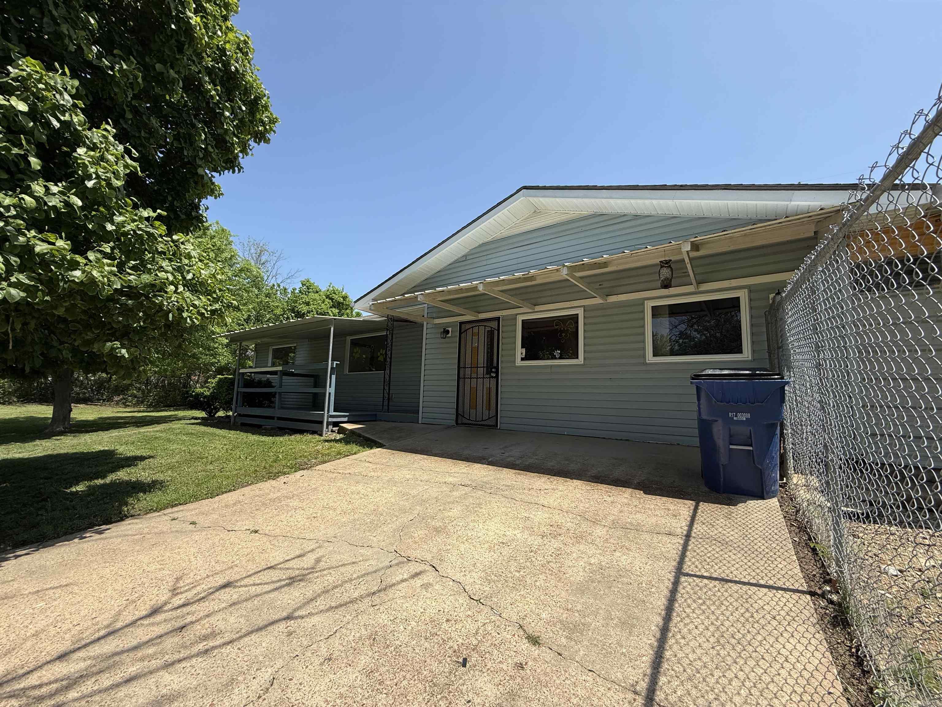 708  Cooper Estates Drive  Mountain Home, AR