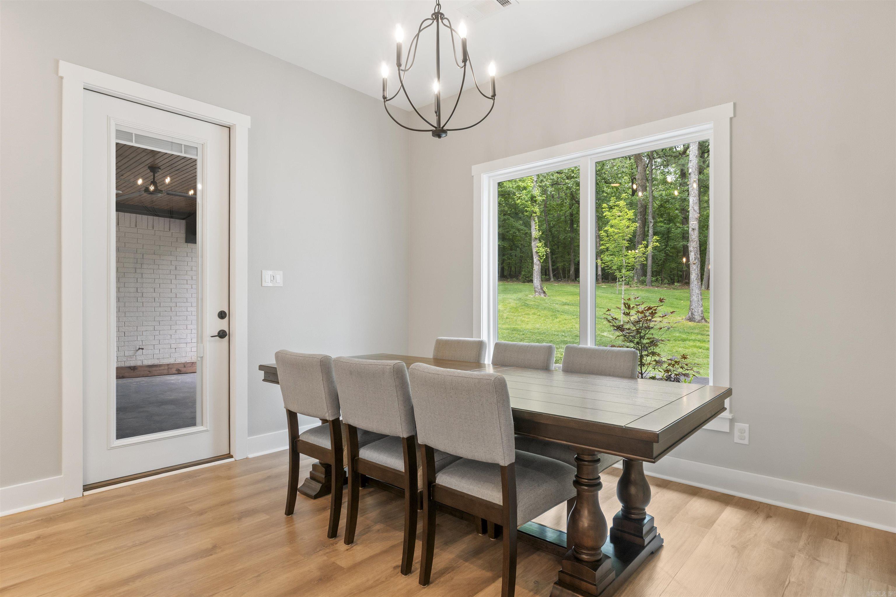 7056  Hannah  Benton, AR