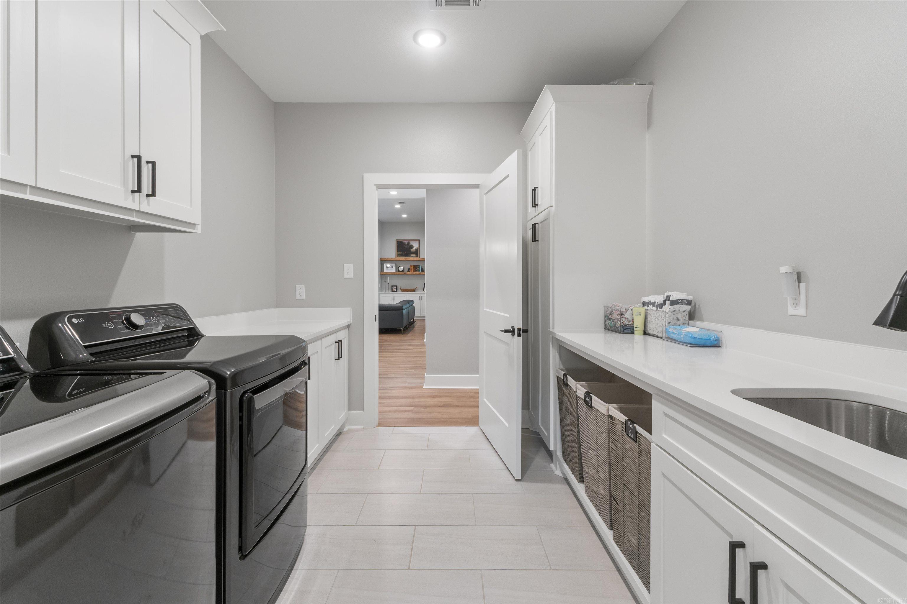 7056  Hannah  Benton, AR