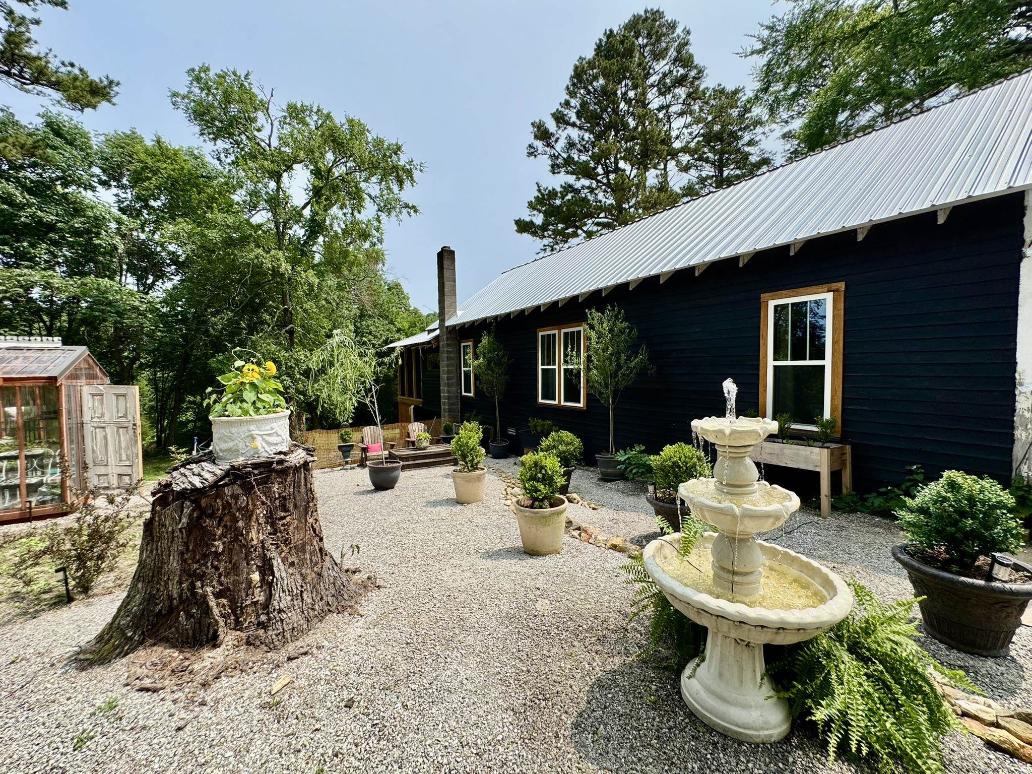 2645  Jumbo Road  Melbourne, AR