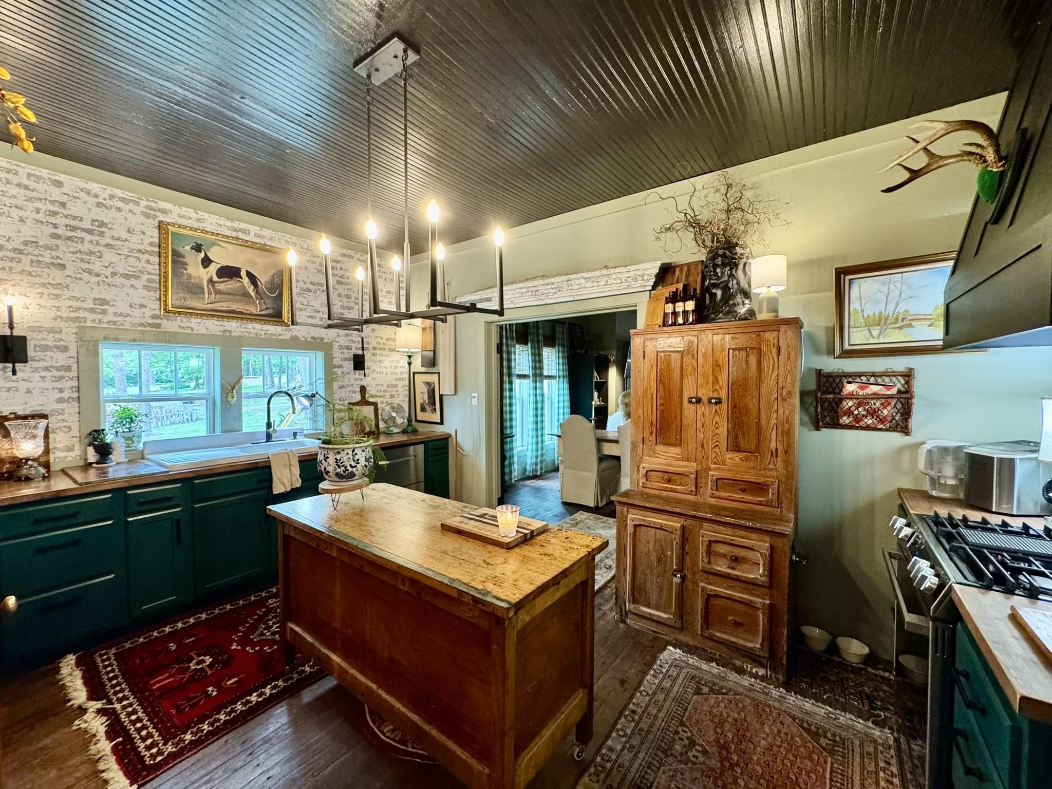 2645  Jumbo Road  Melbourne, AR