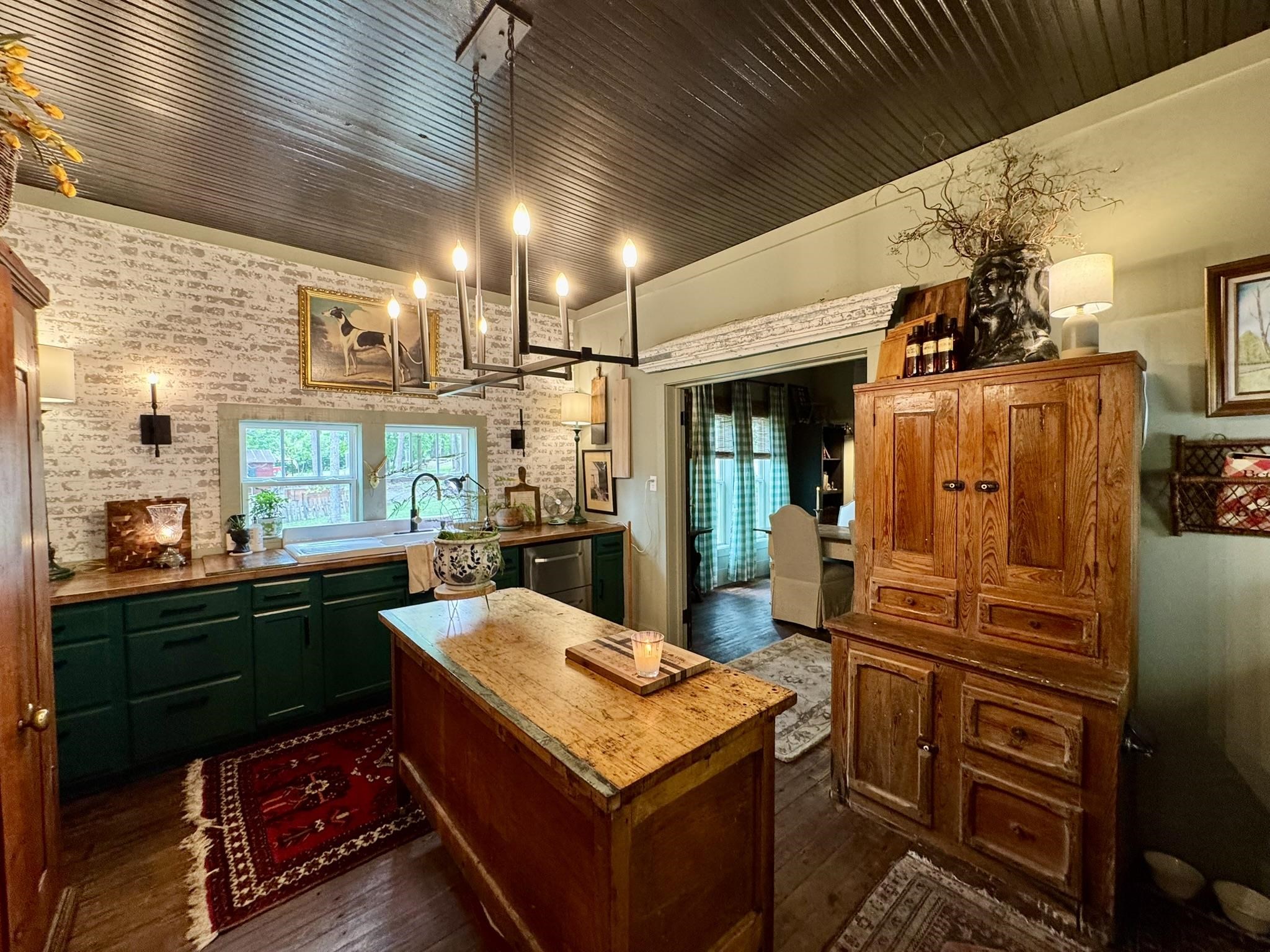 2645  Jumbo Road  Melbourne, AR